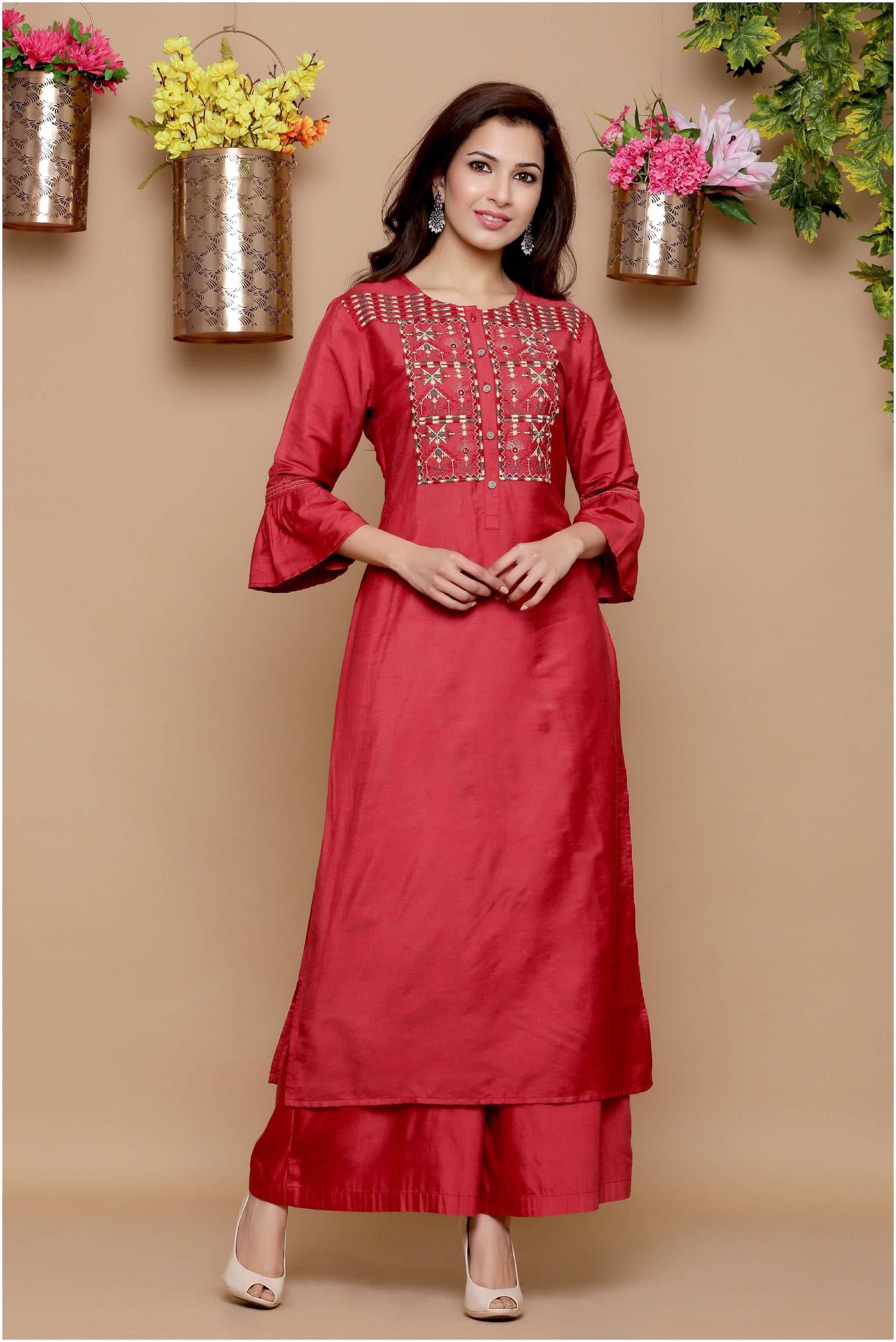

Juniper Women Cotton Kurta With Palazzo (Maroon)