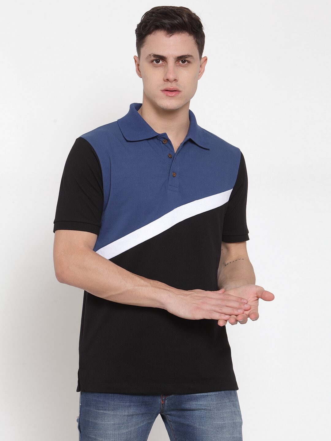 

Kalt Men Black Regular fit Cotton Blend Polo collar T-Shirt - Pack Of 1