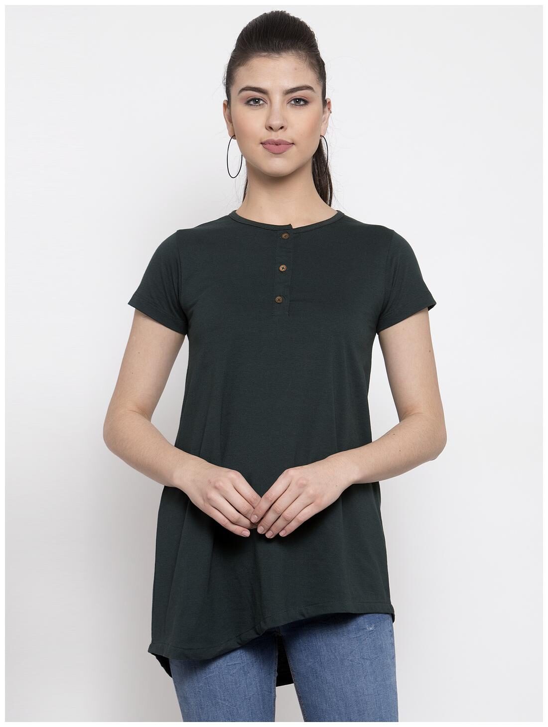 

Kalt Women Solid Regular tunic - Green