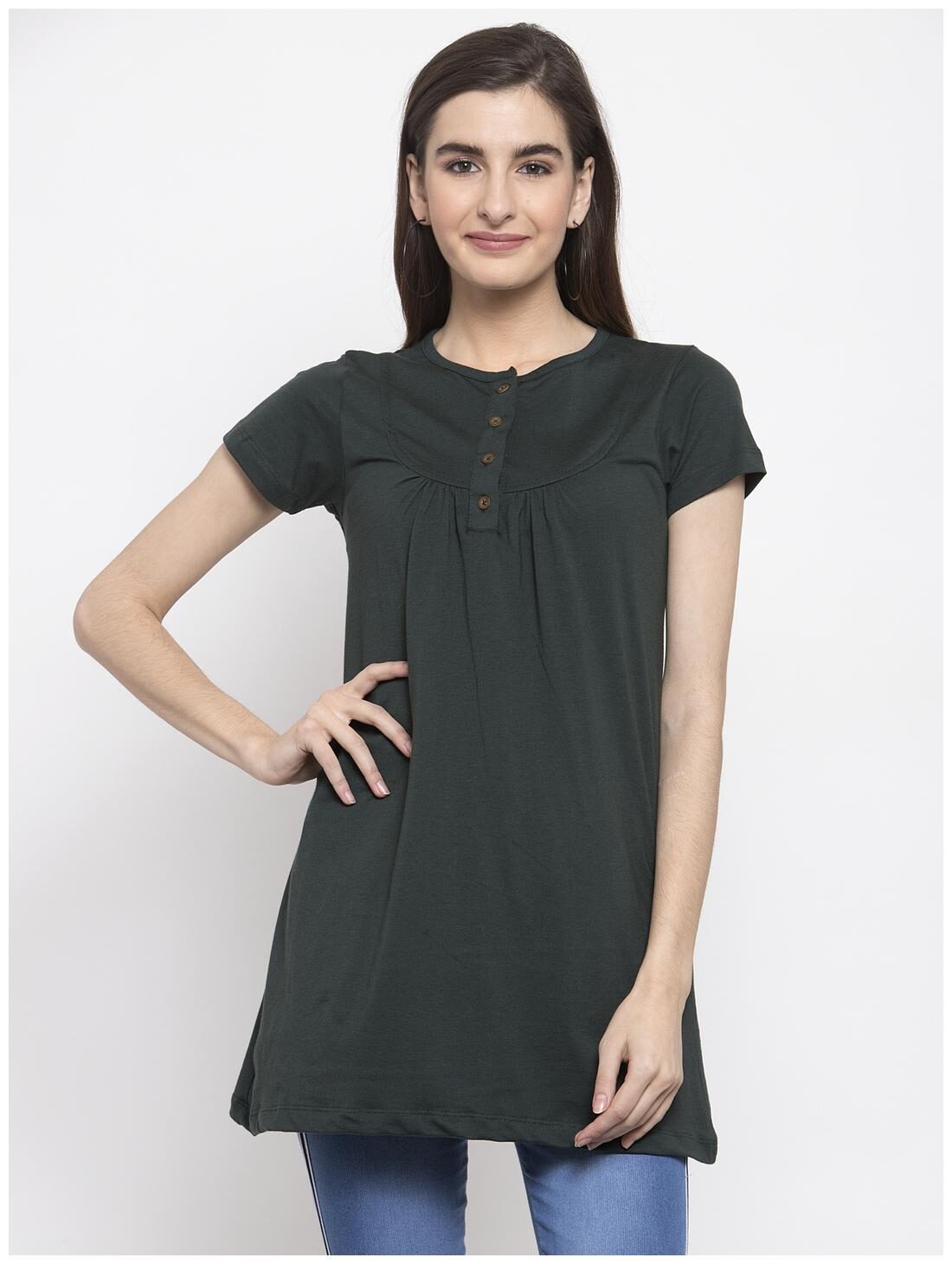 

Kalt Women Solid Regular tunic - Green
