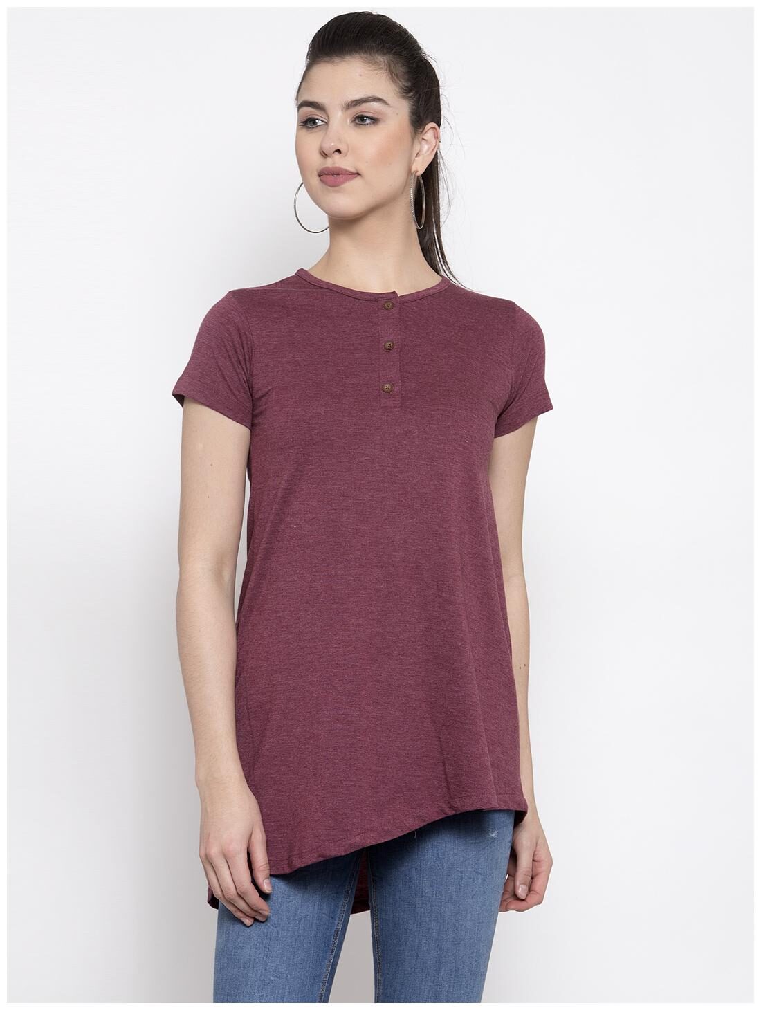 

Kalt Women Solid Regular tunic - Maroon