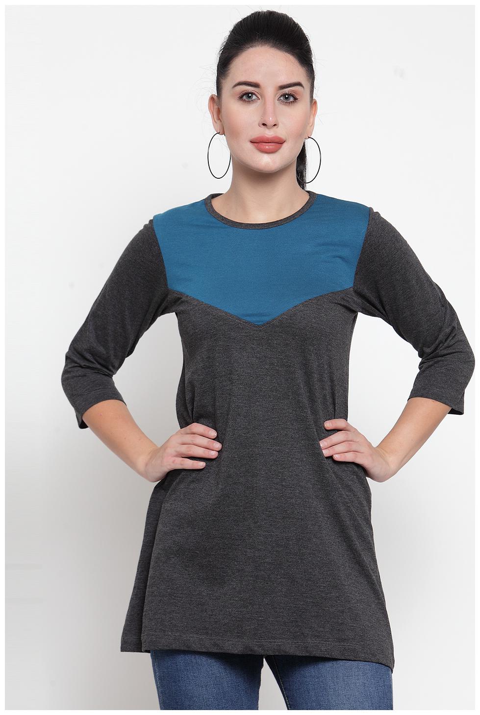 

Kalt Women Solid Regular tunic - Black Blue