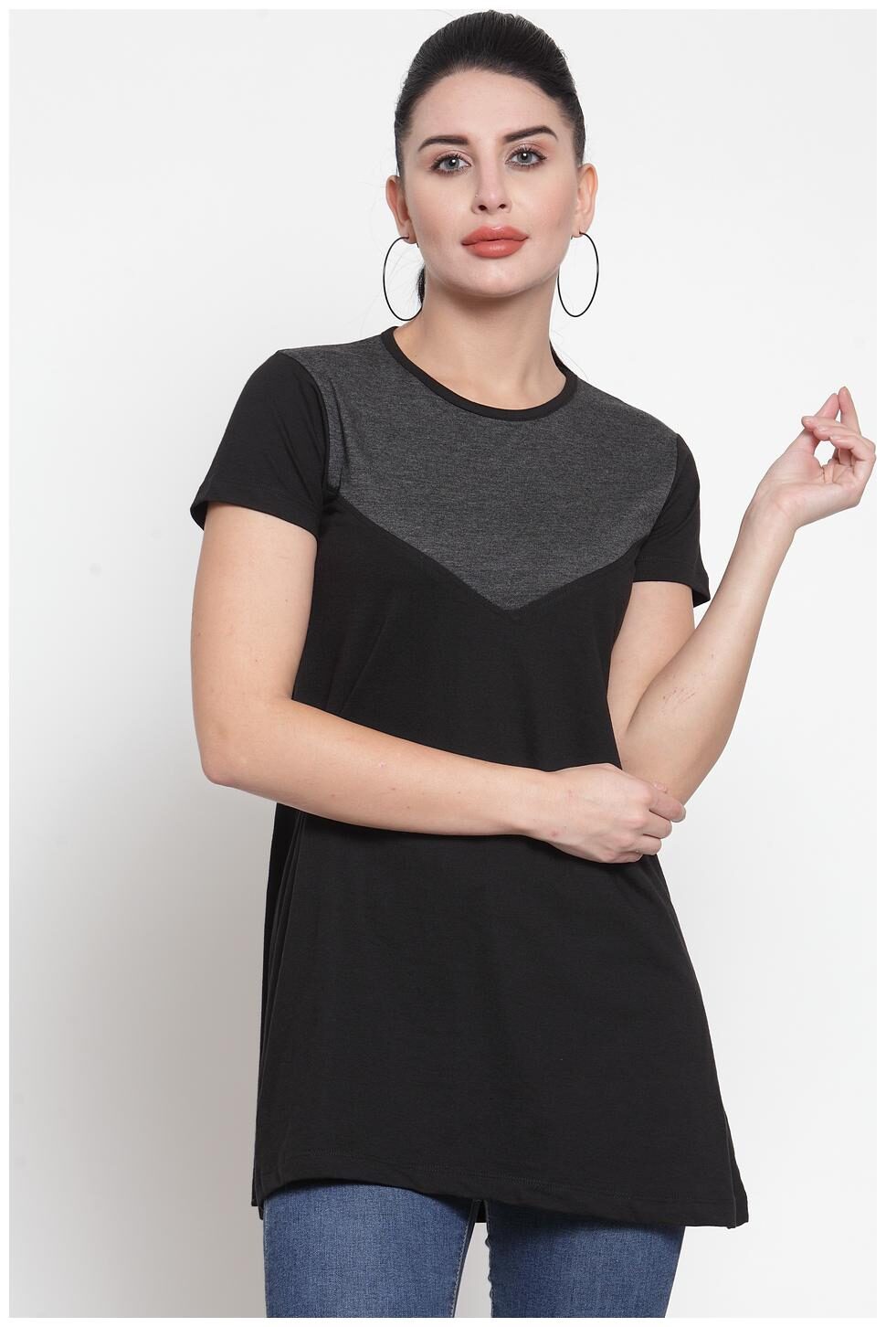 

Kalt Women Round Neck Half Sleeves Cotton Blend Tunic