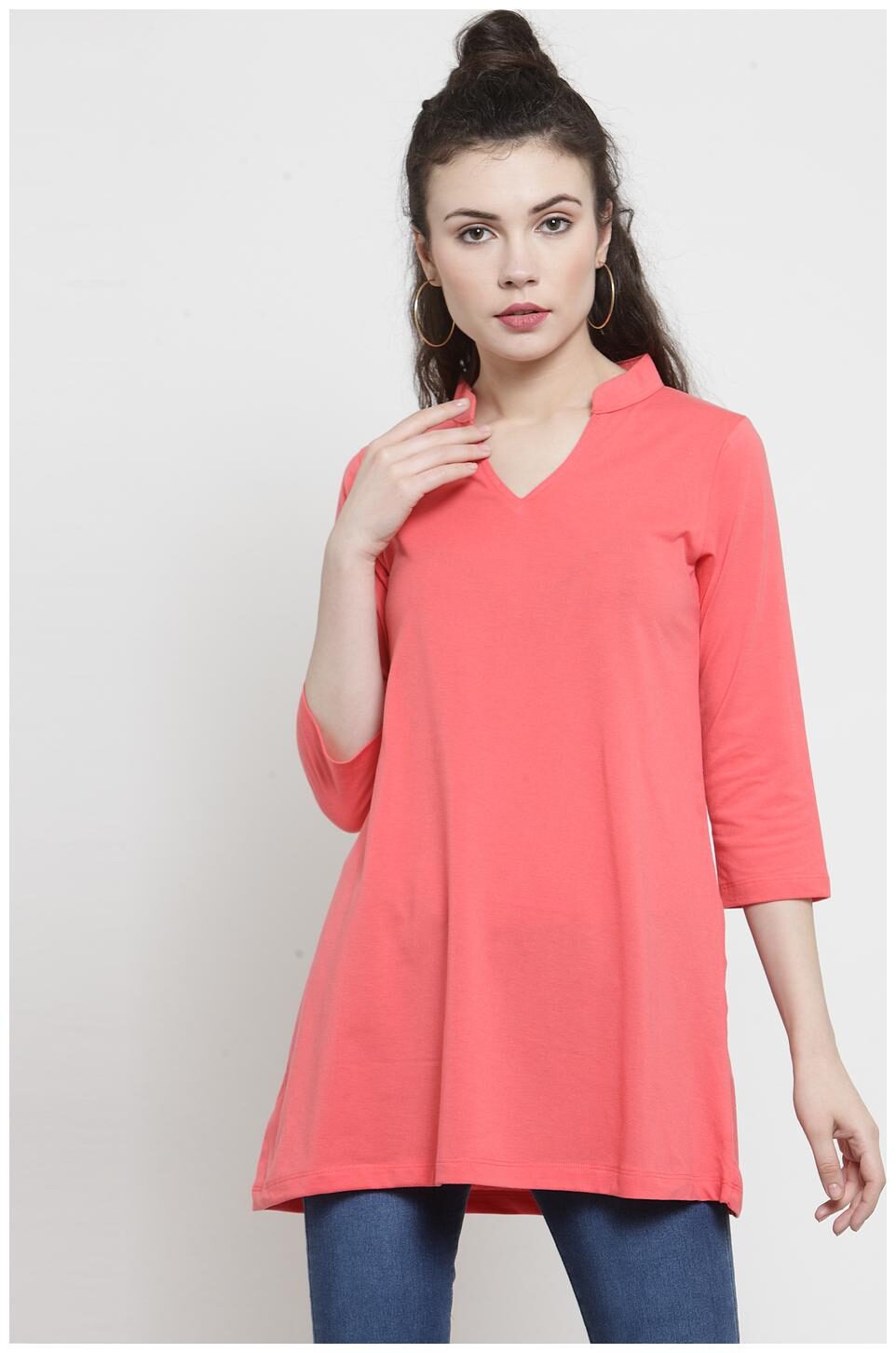 

Kalt Women Solid Regular tunic - Peach