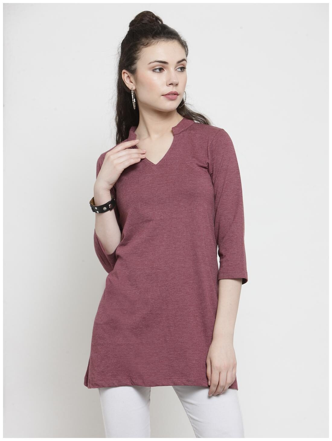 

Kalt Women Solid Regular tunic - Maroon