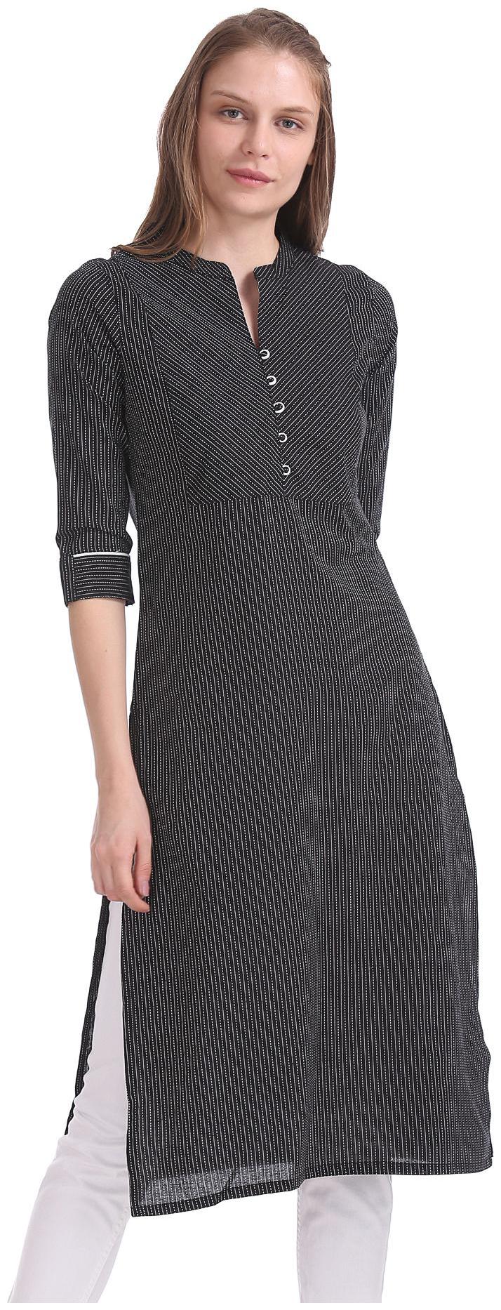 

Karigari Women Black Striped Straight Kurta