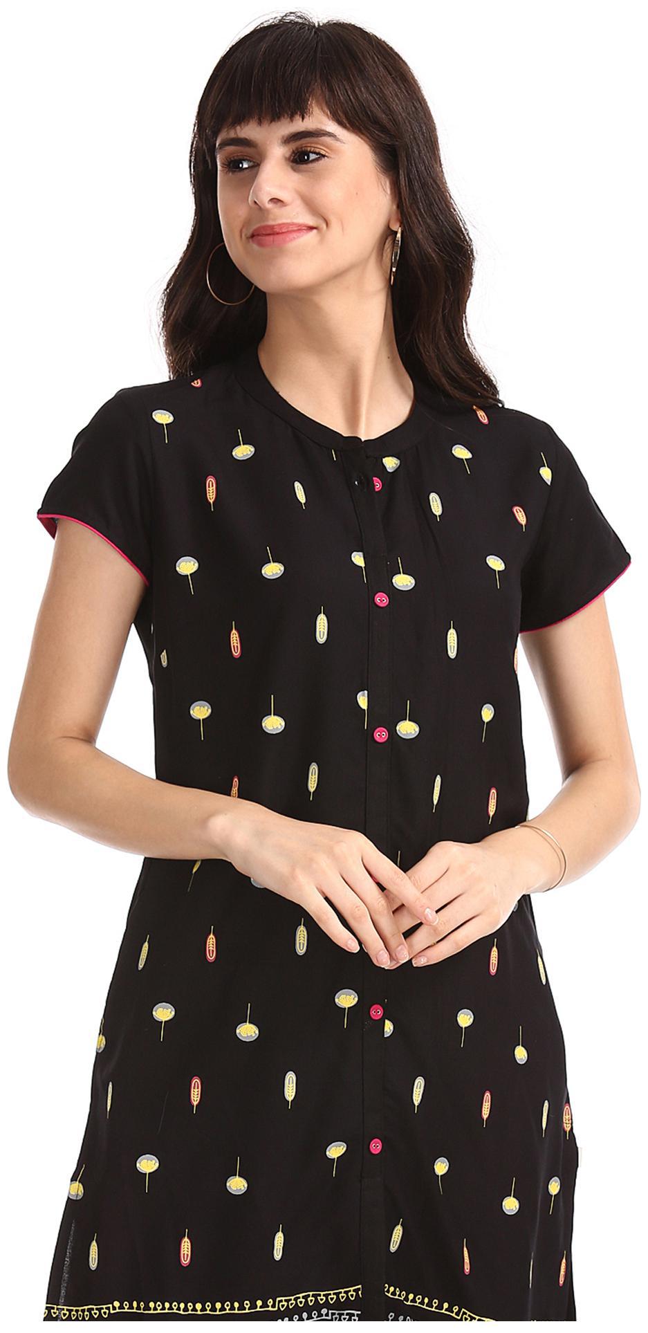 

Karigari Women Black Printed Straight Kurta