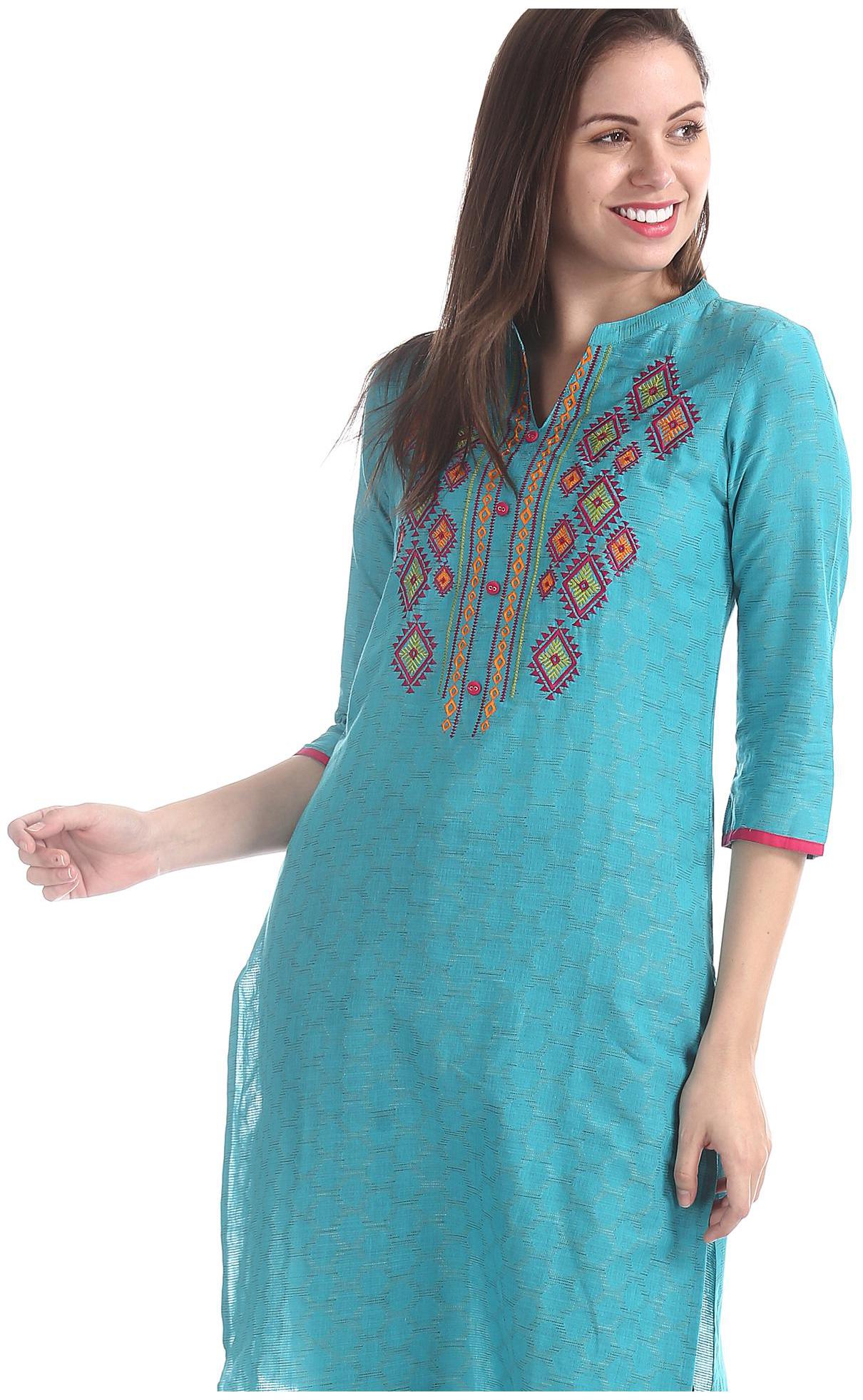 

Karigari Women Green Embroidered Straight Kurta