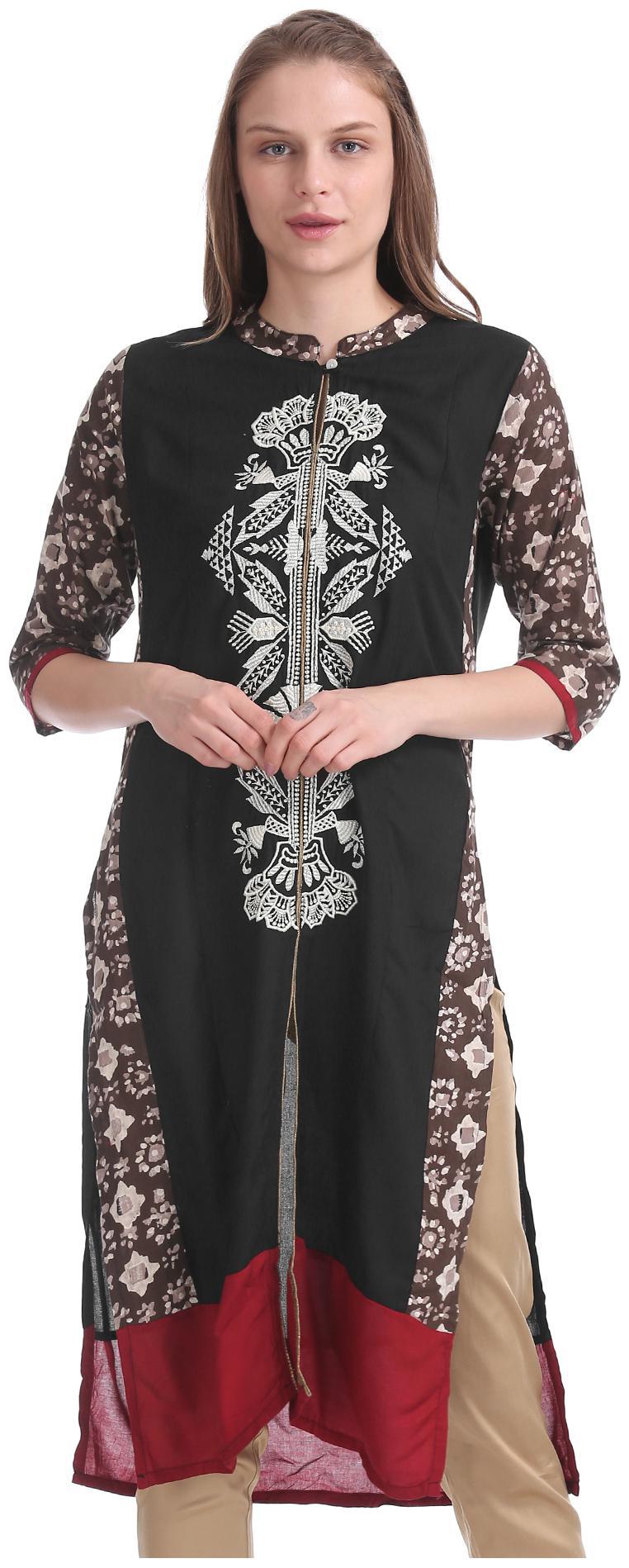 

Karigari Women Black Embroidered Straight Kurta