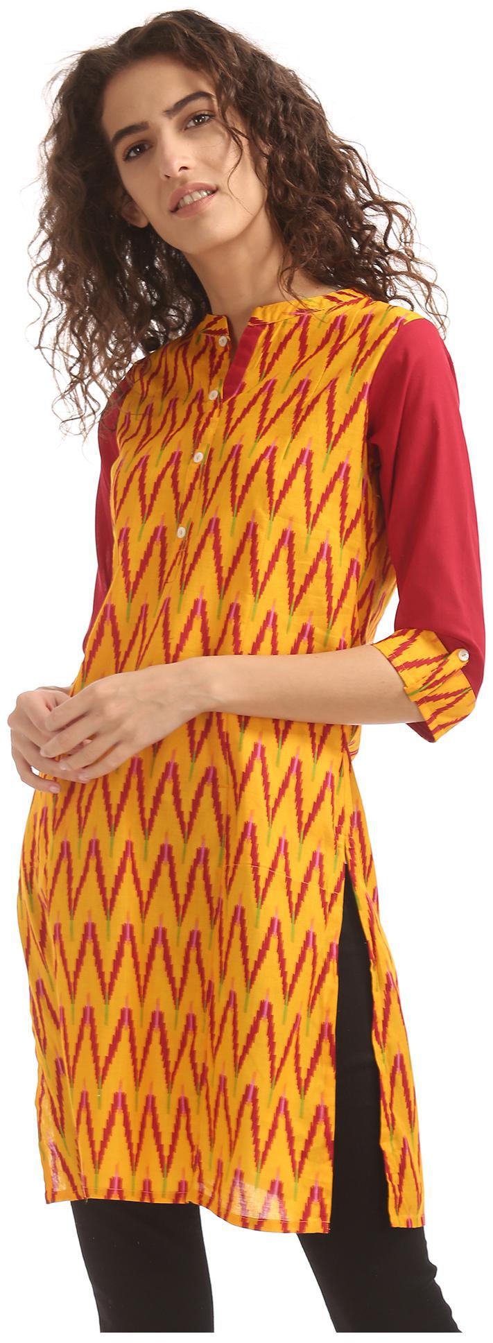 

Karigari Women Yellow Printed Straight Kurta