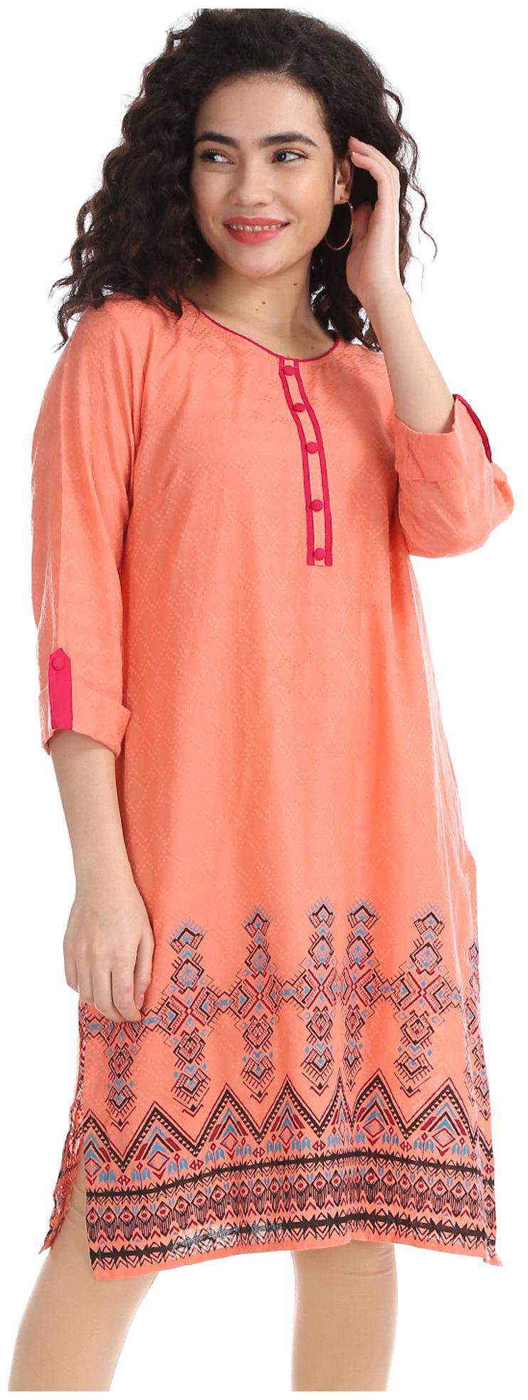

Karigari Women Pink Solid Straight Kurta
