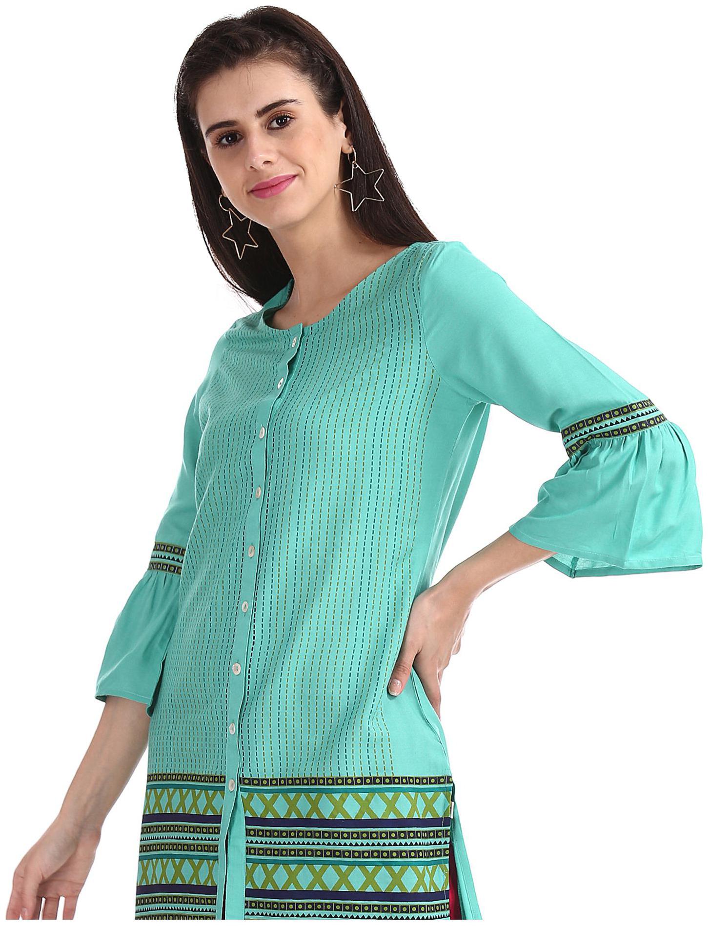 

Karigari Women Green Printed Straight Kurta