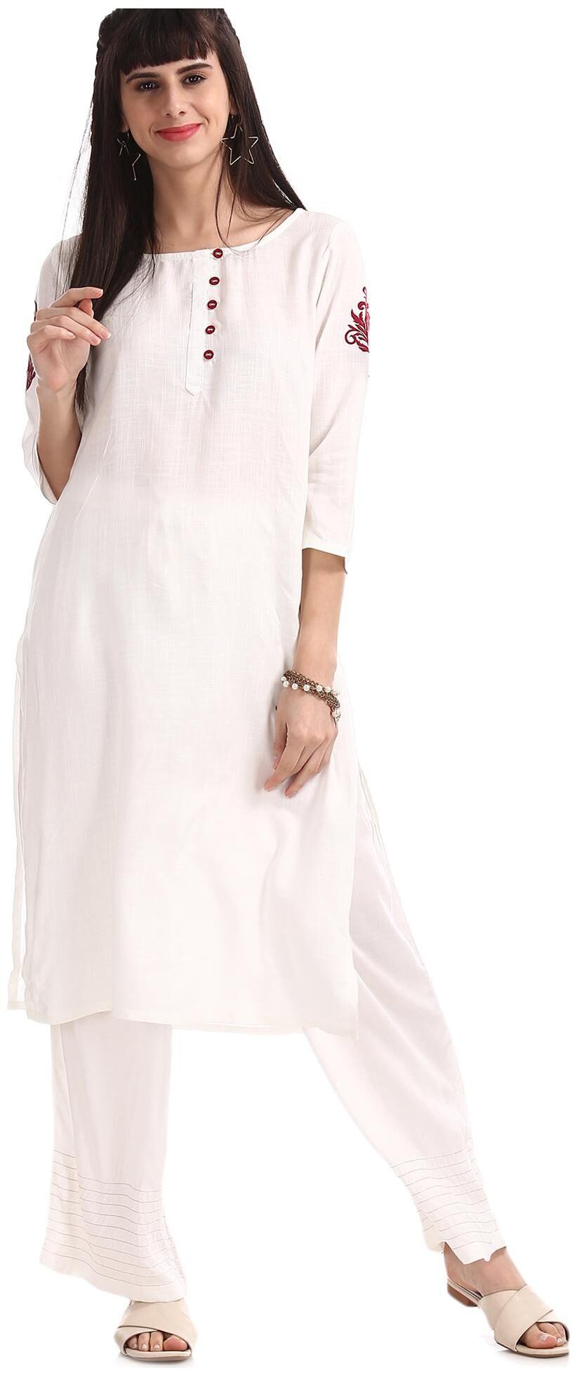 

Karigari Women White Solid Straight Kurta