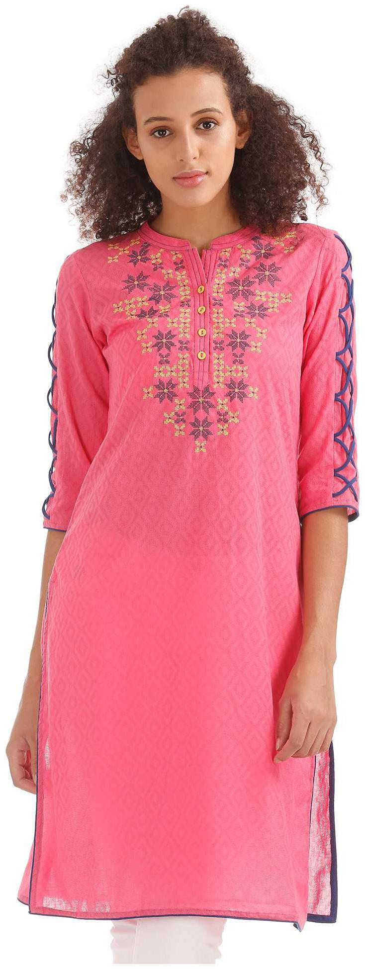 

Karigari Women Pink Embroidered Straight Kurta