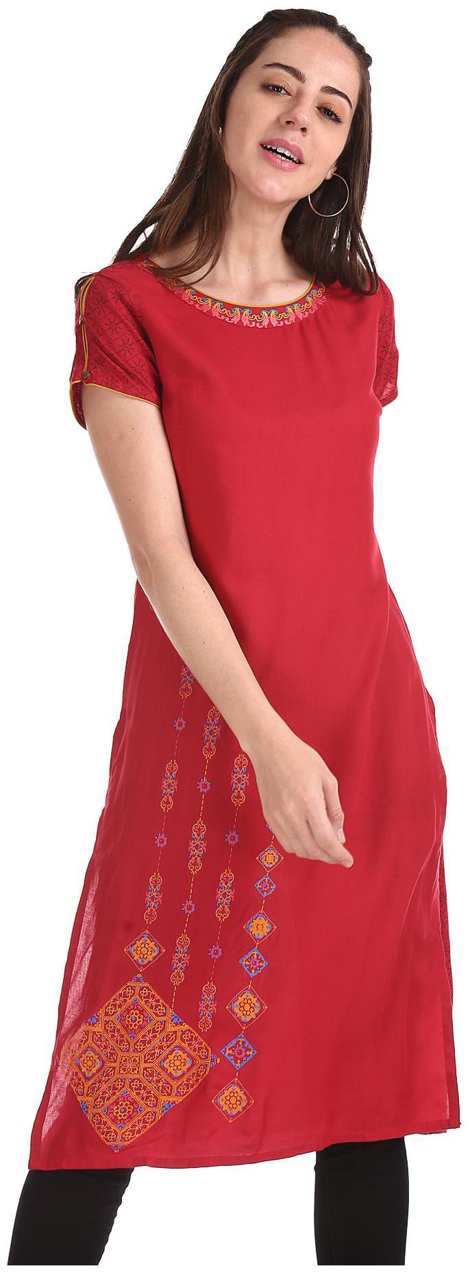

Karigari Women Red Printed Straight Kurta