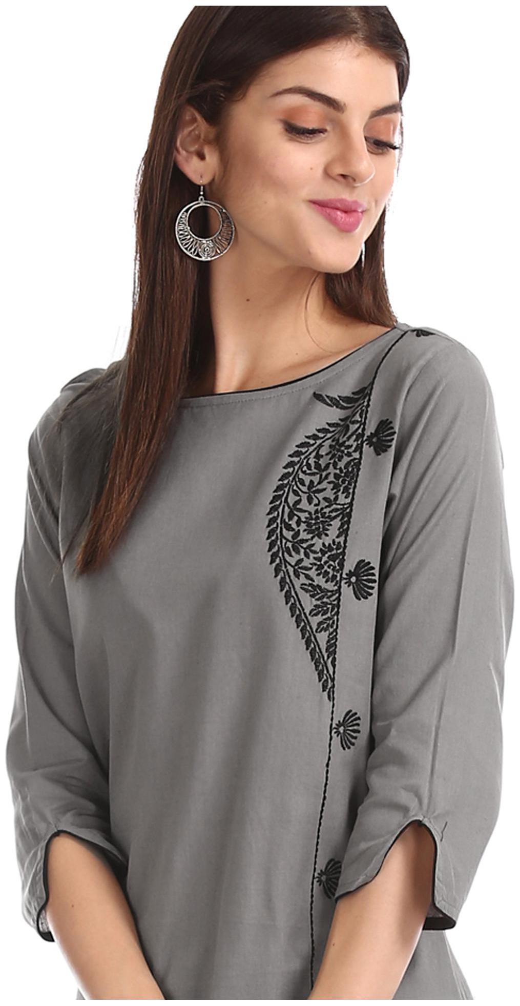 

Karigari Women Grey Embroidered Straight Kurta