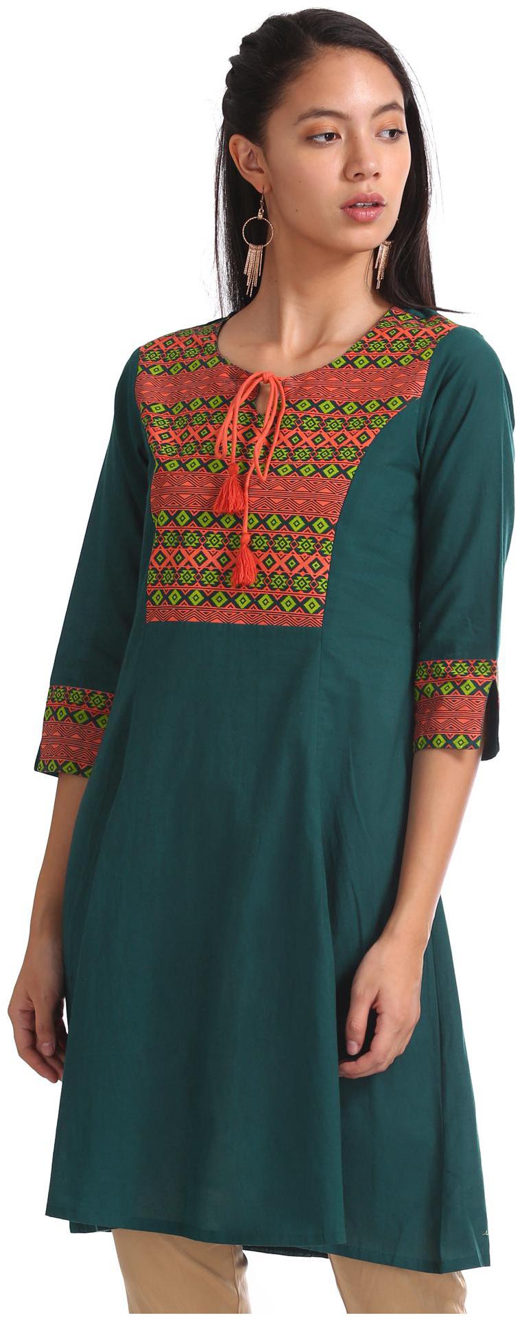 

Karigari Women Green Printed Straight Kurta