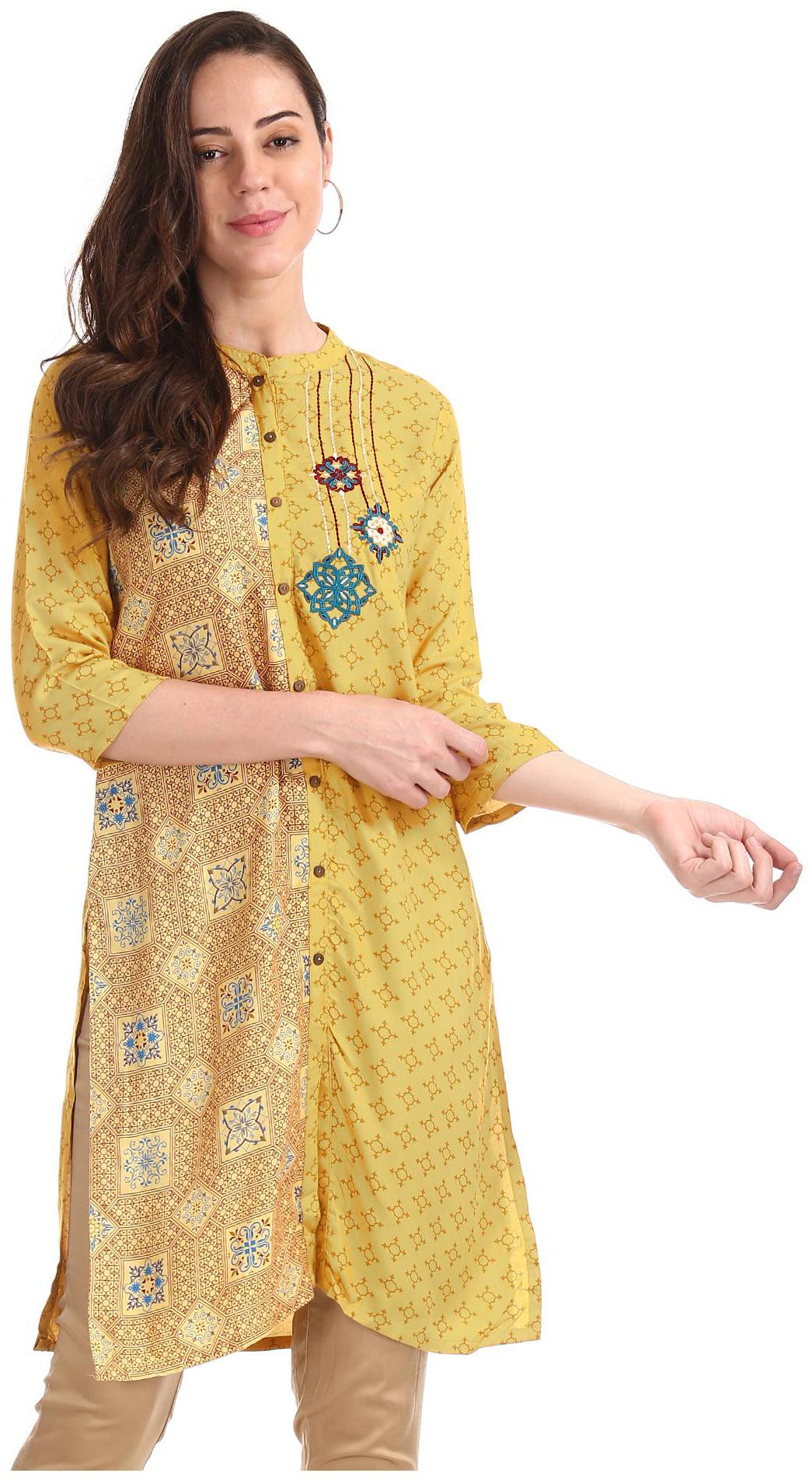 

Karigari Women Yellow Printed Straight Kurta
