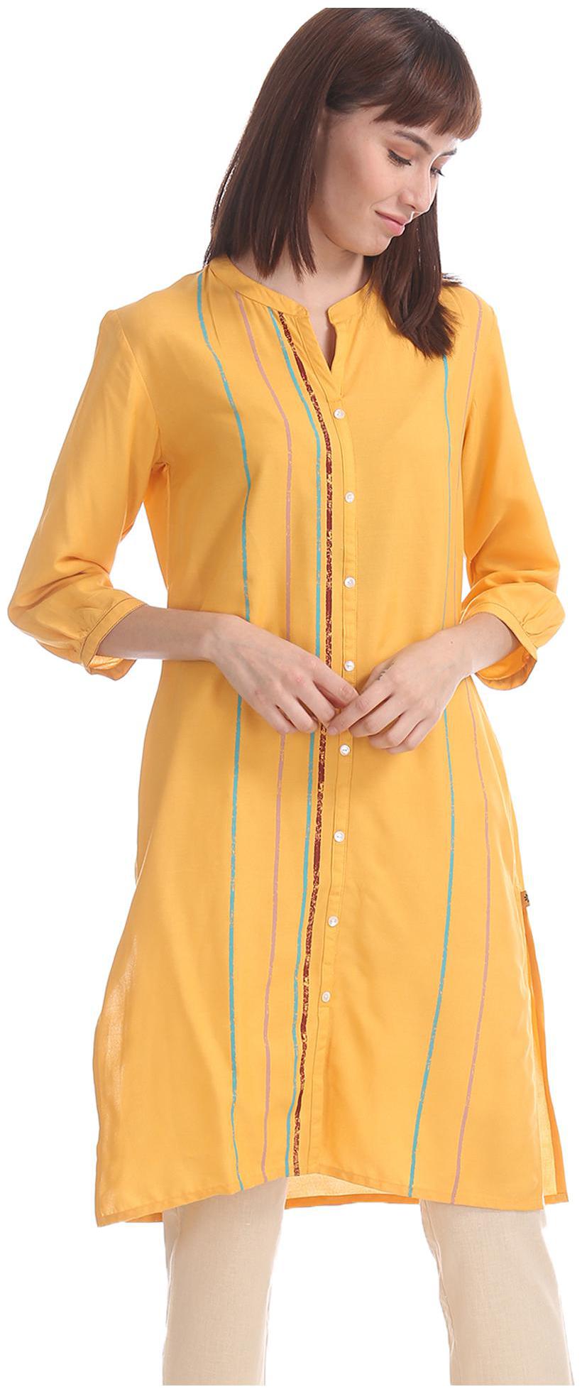 

Karigari Women Yellow Striped Straight Kurta
