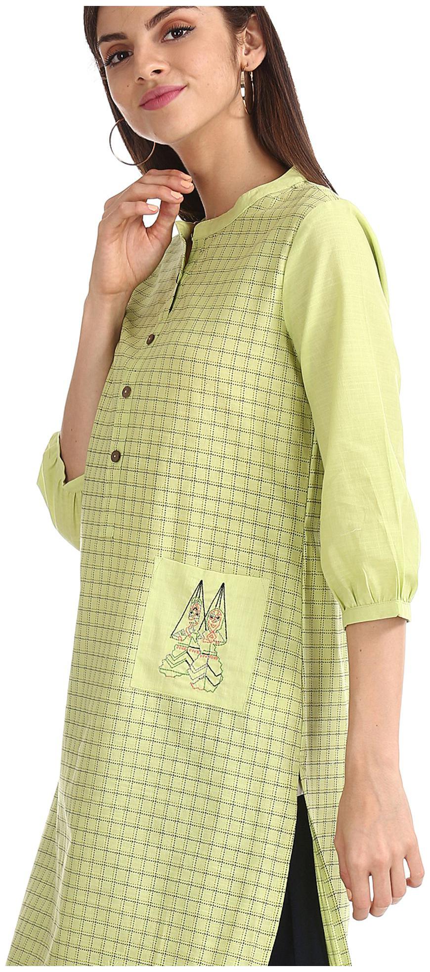 

Karigari Women Green Colorblocked Straight Kurta