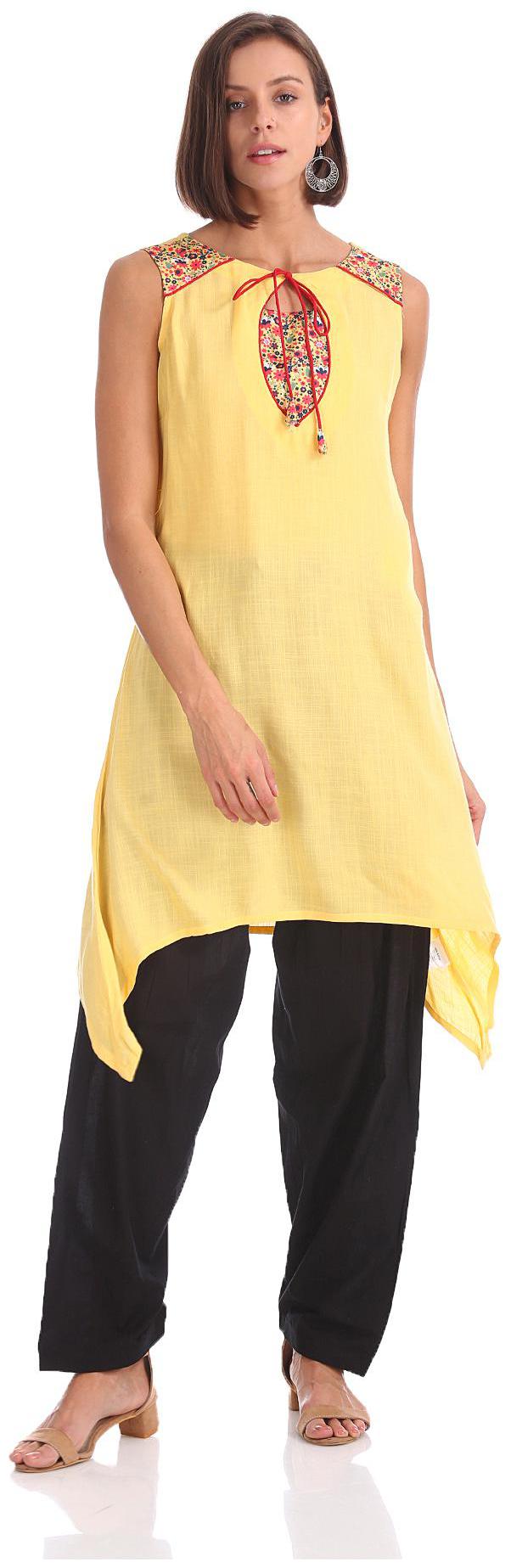 

Karigari Women Yellow Printed Straight Kurta