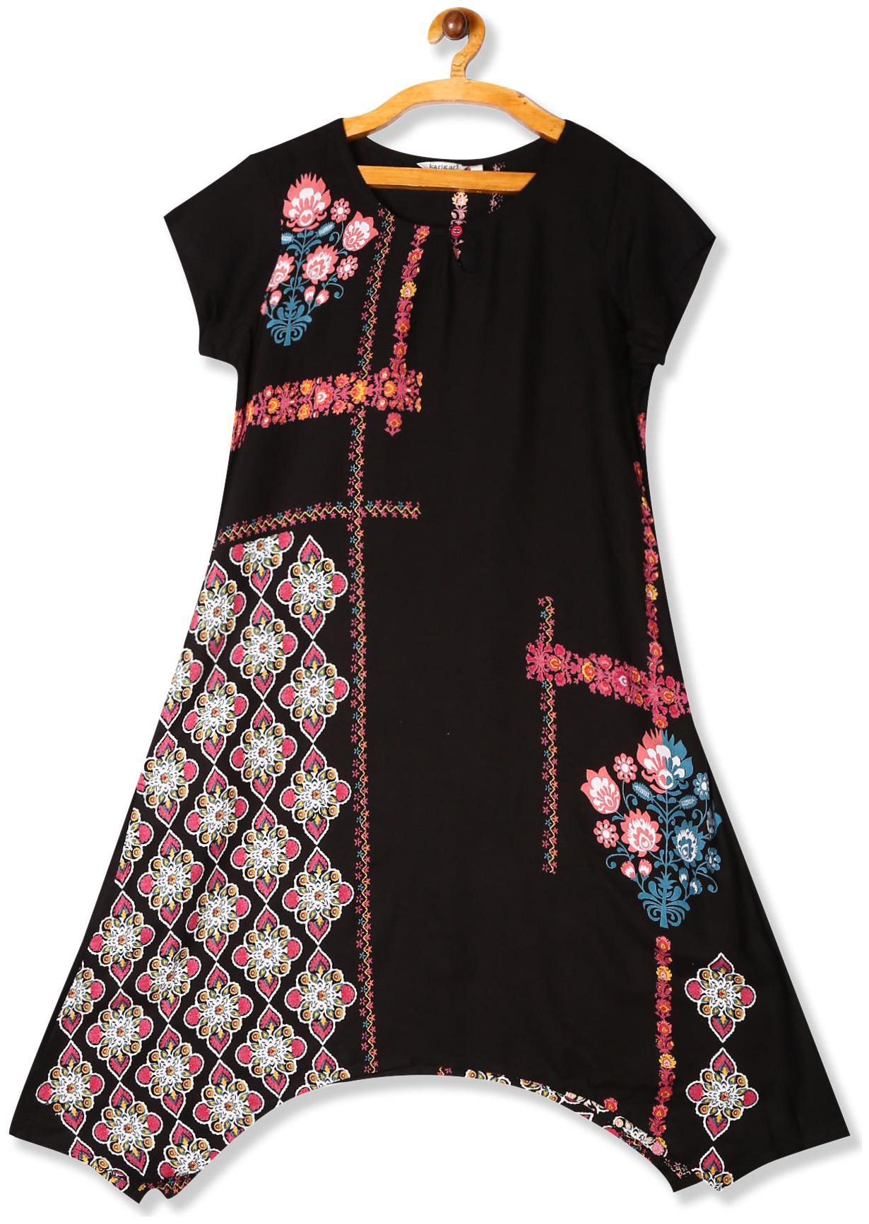 

Karigari Women Black Printed Assymetrical Kurta