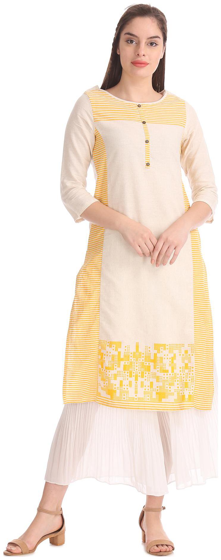 

Karigari Women White Striped Straight Kurta