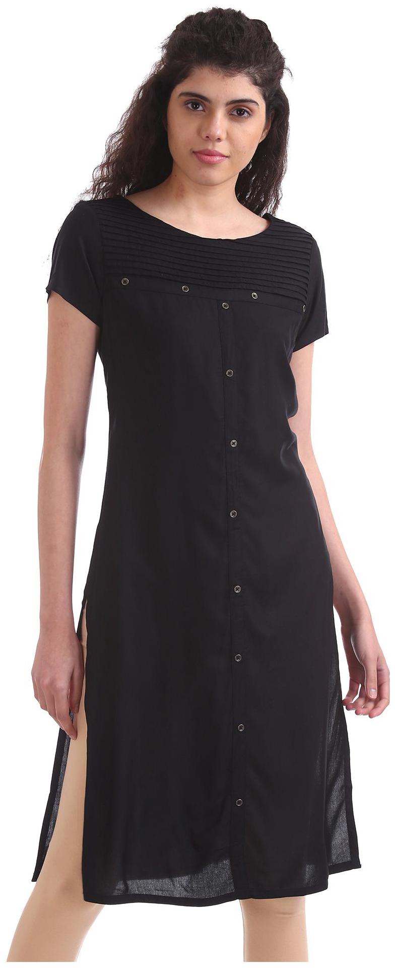 

Karigari Women Black Solid Straight Kurta