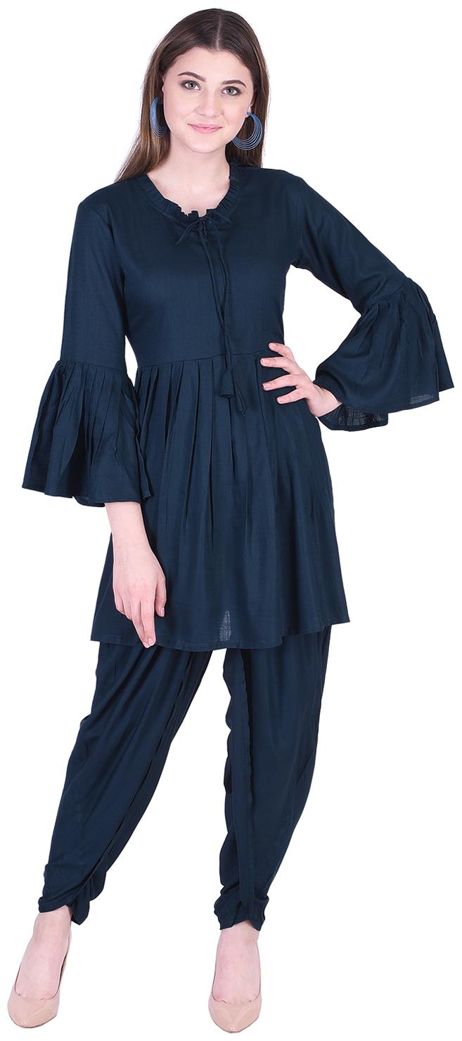 

KASHISHIYA Women Blue Solid Anarkali Kurta With Dhoti Pants