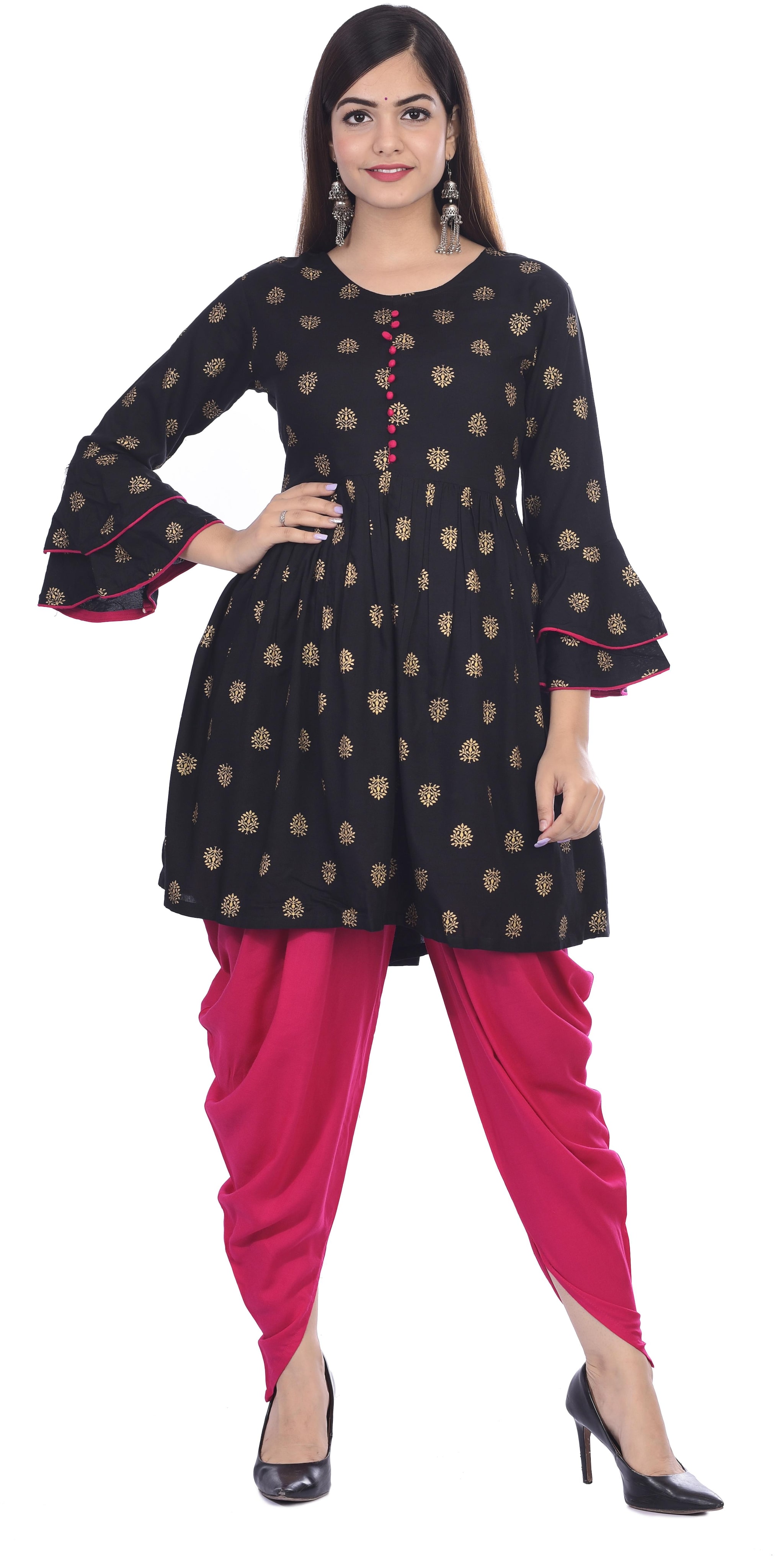 

KASHISHIYA Women Black Printed Flared Kurta With Dhoti Pants