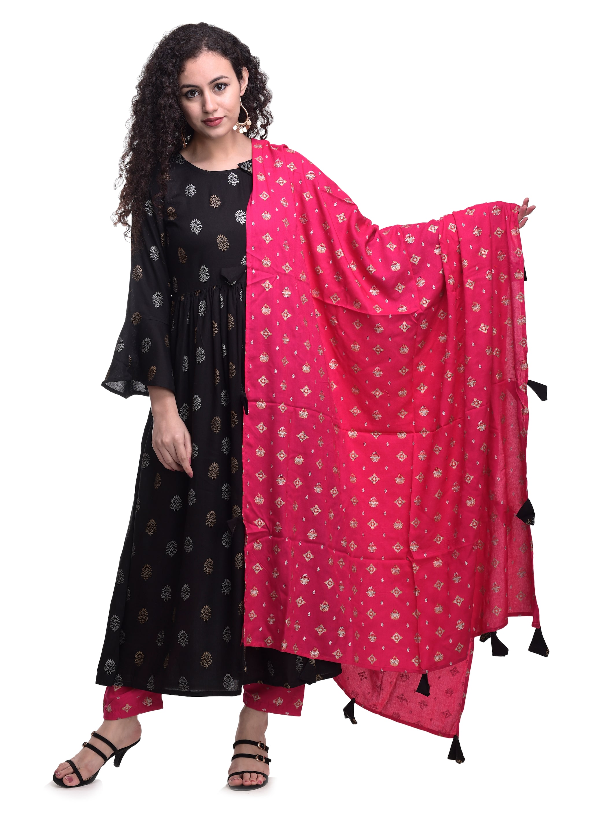 

KASHISHIYA Women Black Floral Anarkali Kurta With Pants And Dupatta