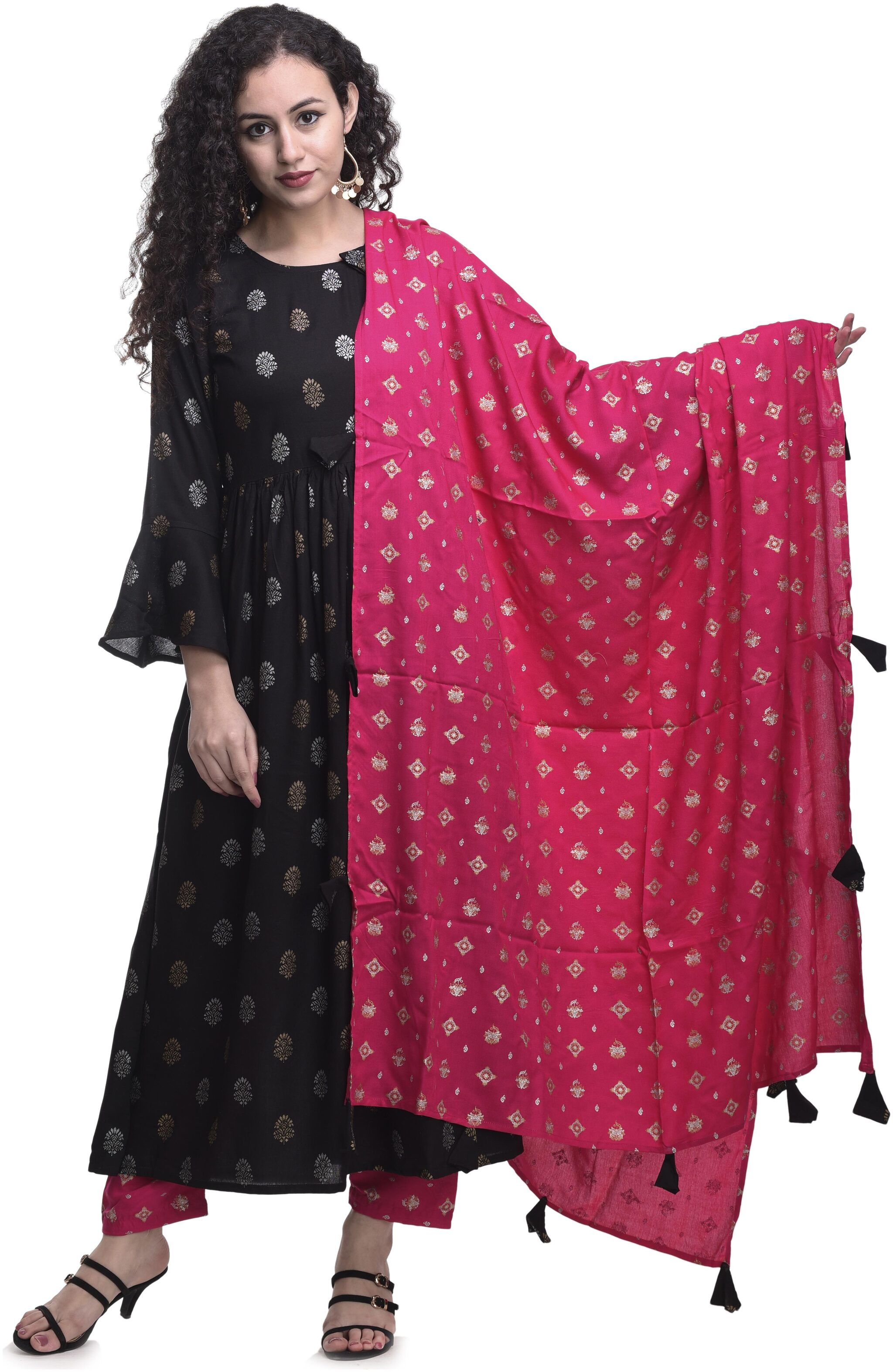

KASHISHIYA Women Black Floral Anarkali Kurta With Pants And Dupatta