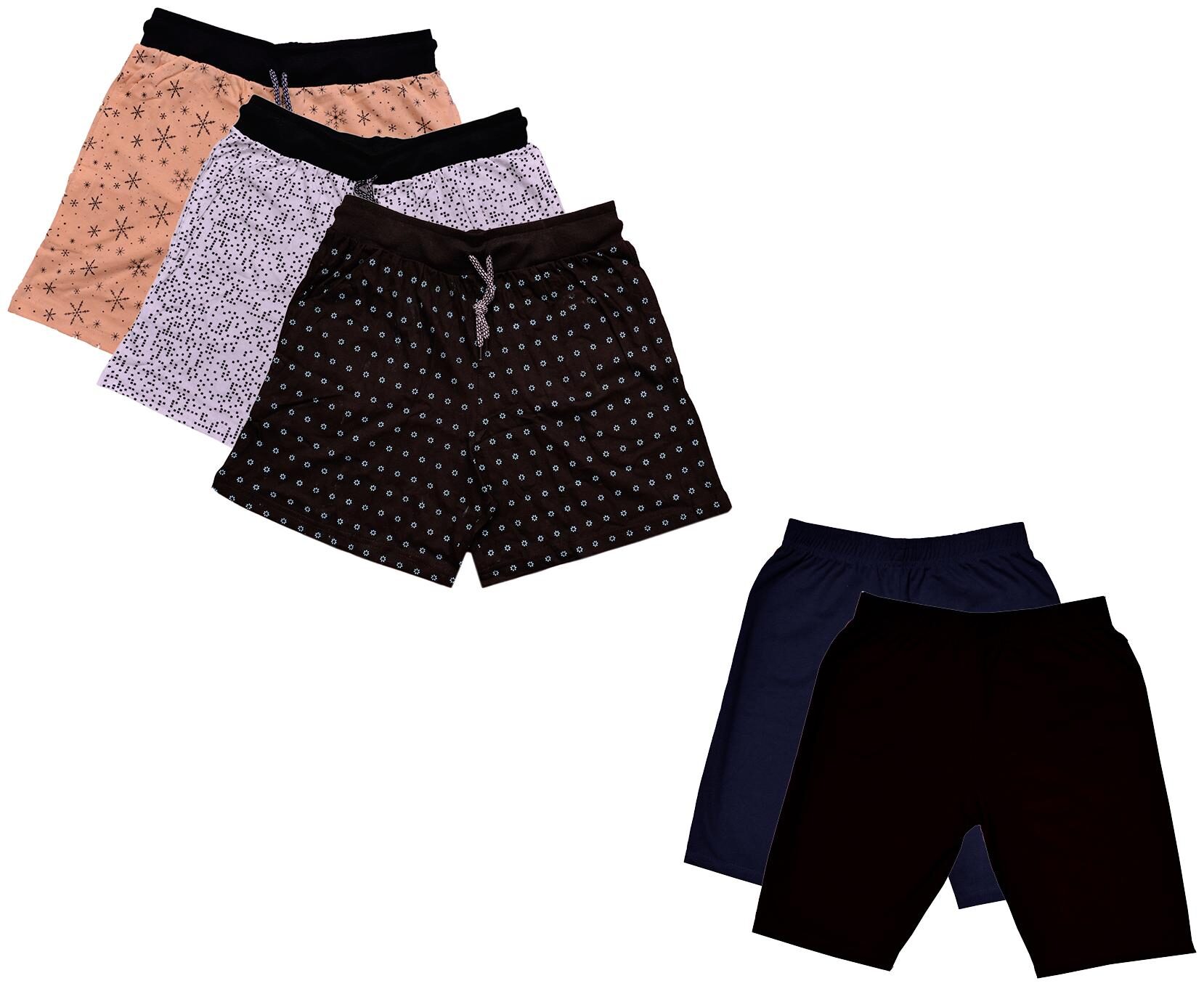 

Kavya Women Printed Regular shorts - Multi