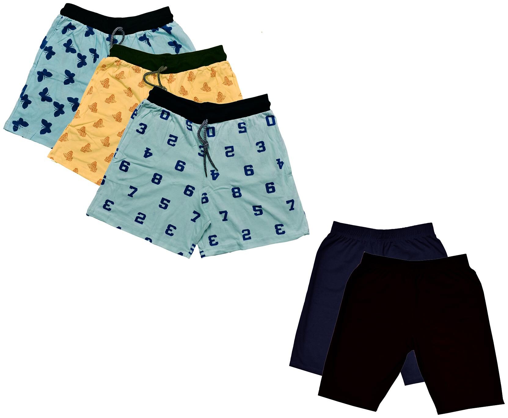 

Kavya Women Printed Regular shorts - Multi