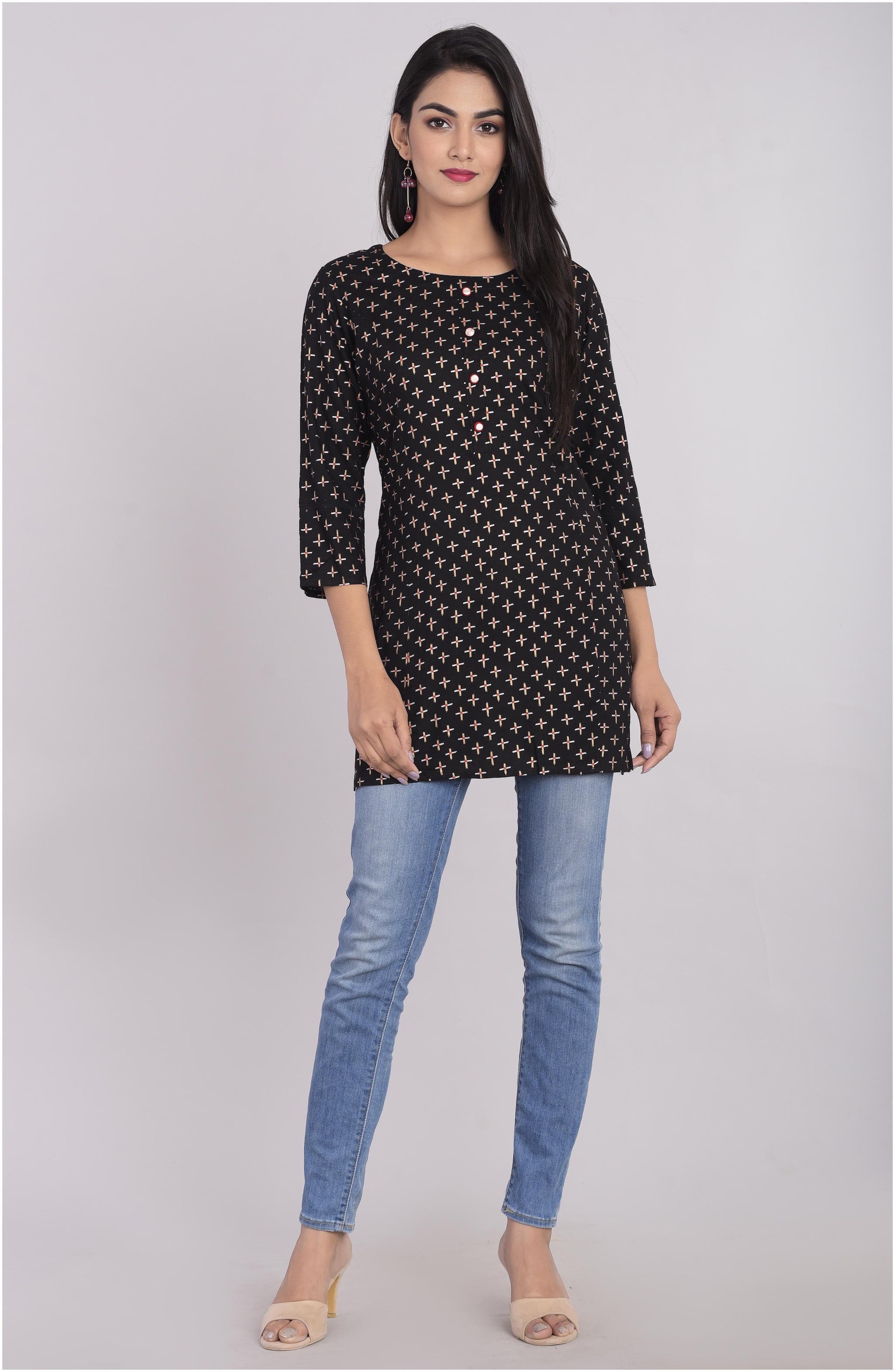 

KBZ Women Black Printed Straight Kurti