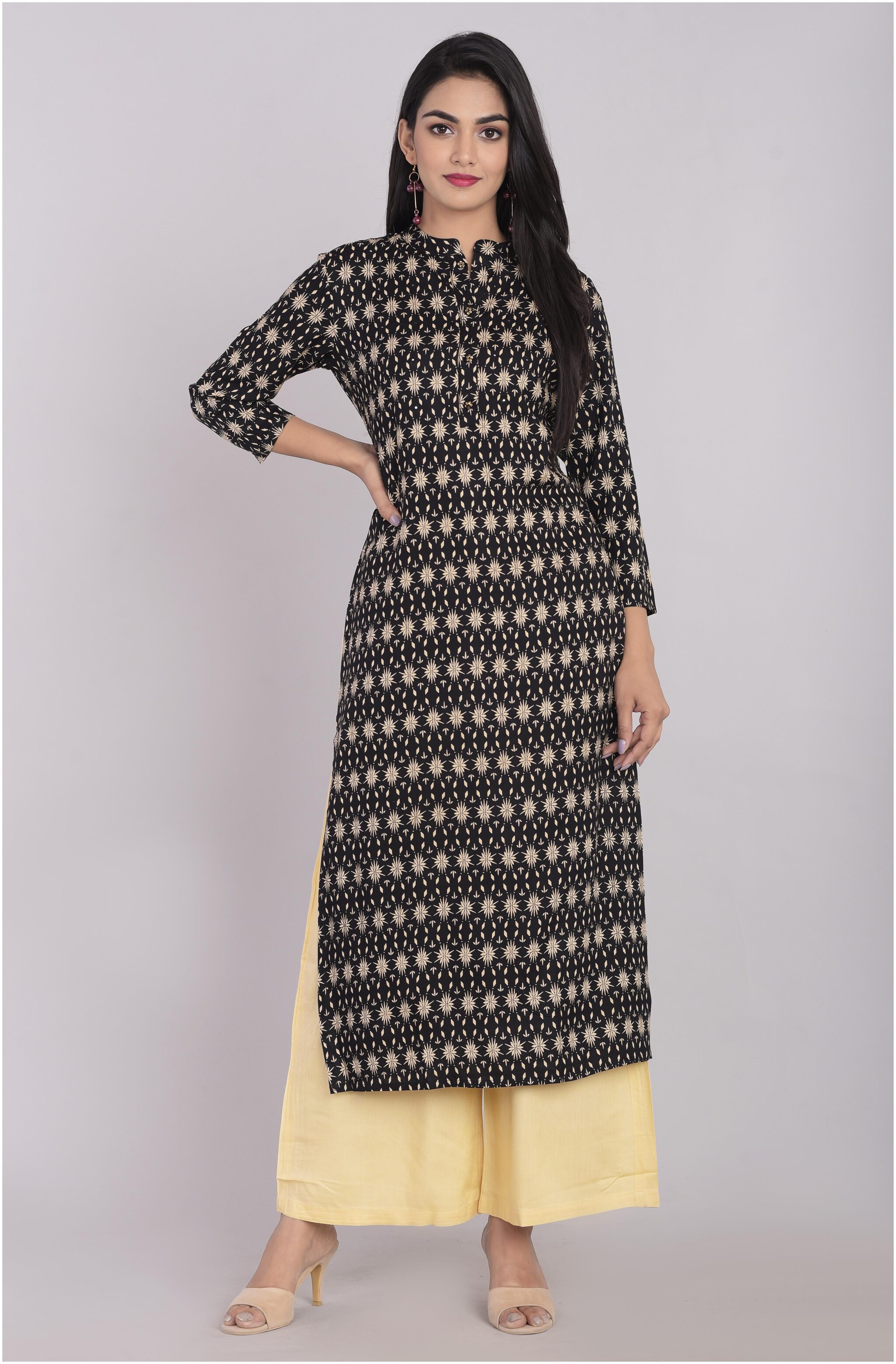 

KBZ Women Black Printed Straight Kurta With Palazzo