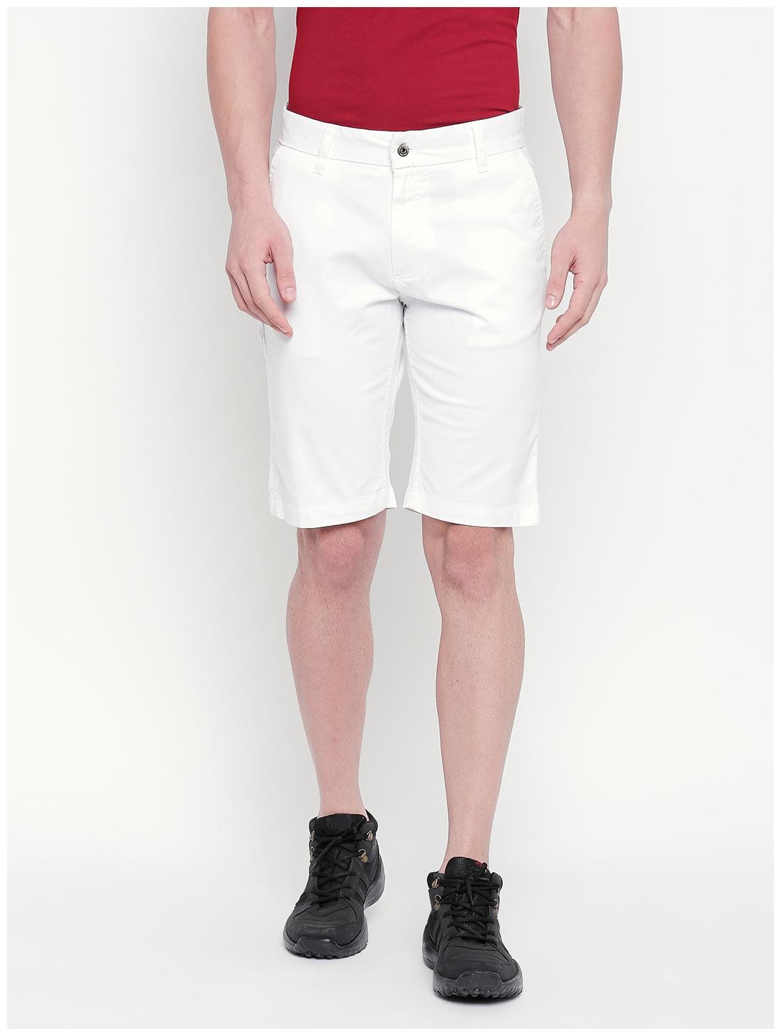 

Kenneth Cole Men White Regular Fit Chinos Shorts