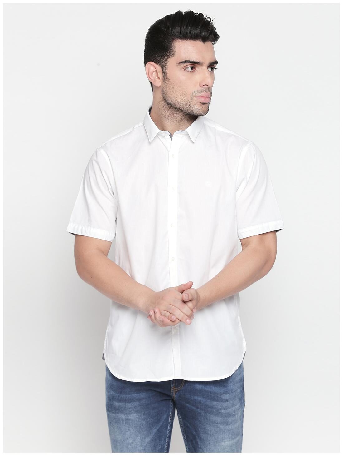 

Kenneth Cole Men White Solid Regular Fit Casual Shirt