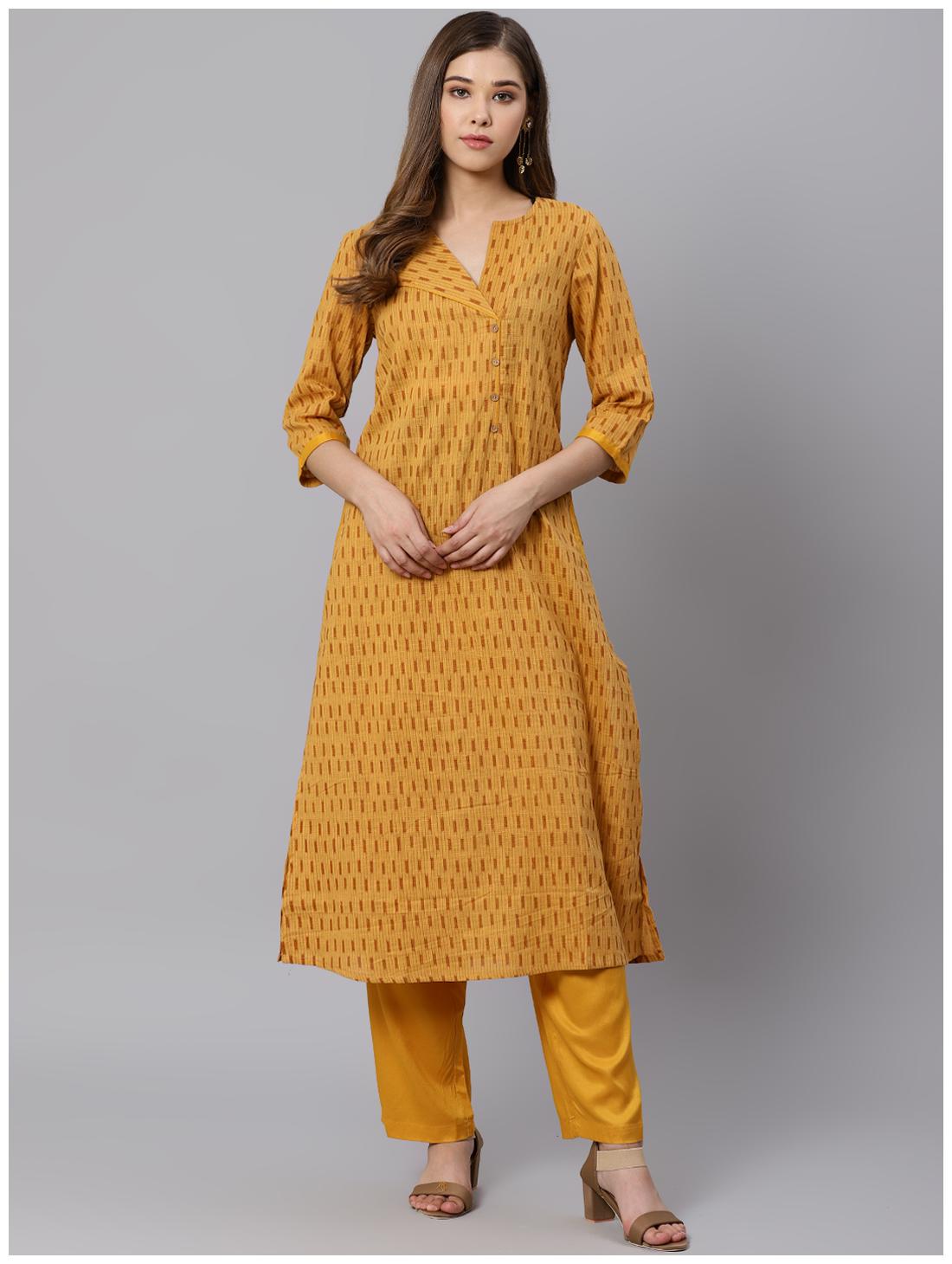 

KIAASA Women Yellow Printed Straight Kurta With Pants