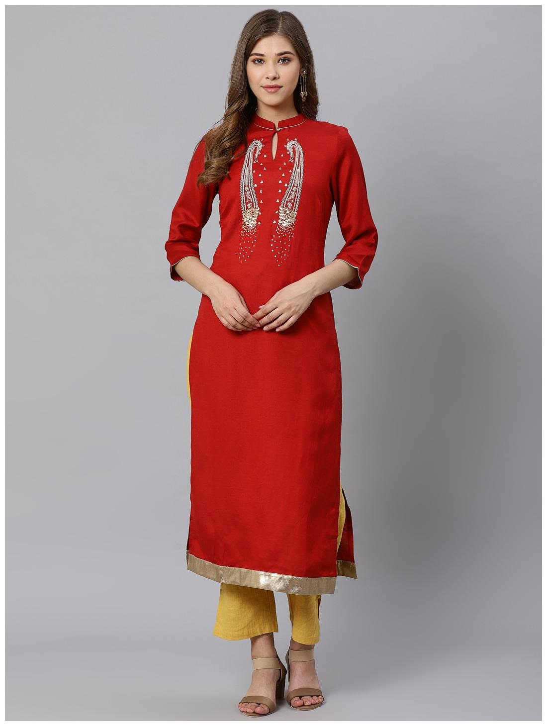 

KIAASA Women Red Embroidered Straight Kurta