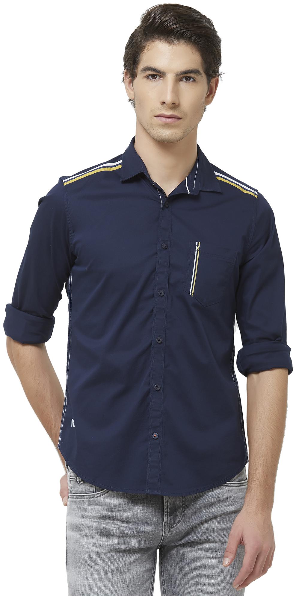 

Killer Men Blue Solid Slim Fit Casual Shirt
