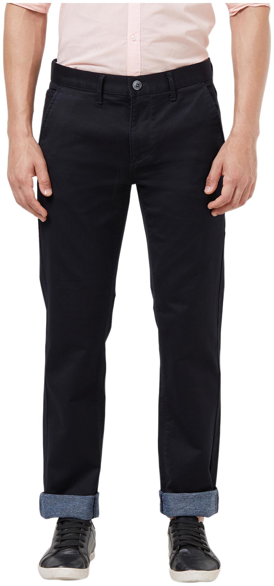 

Killer Men Black Solid Slim fit Regular trousers