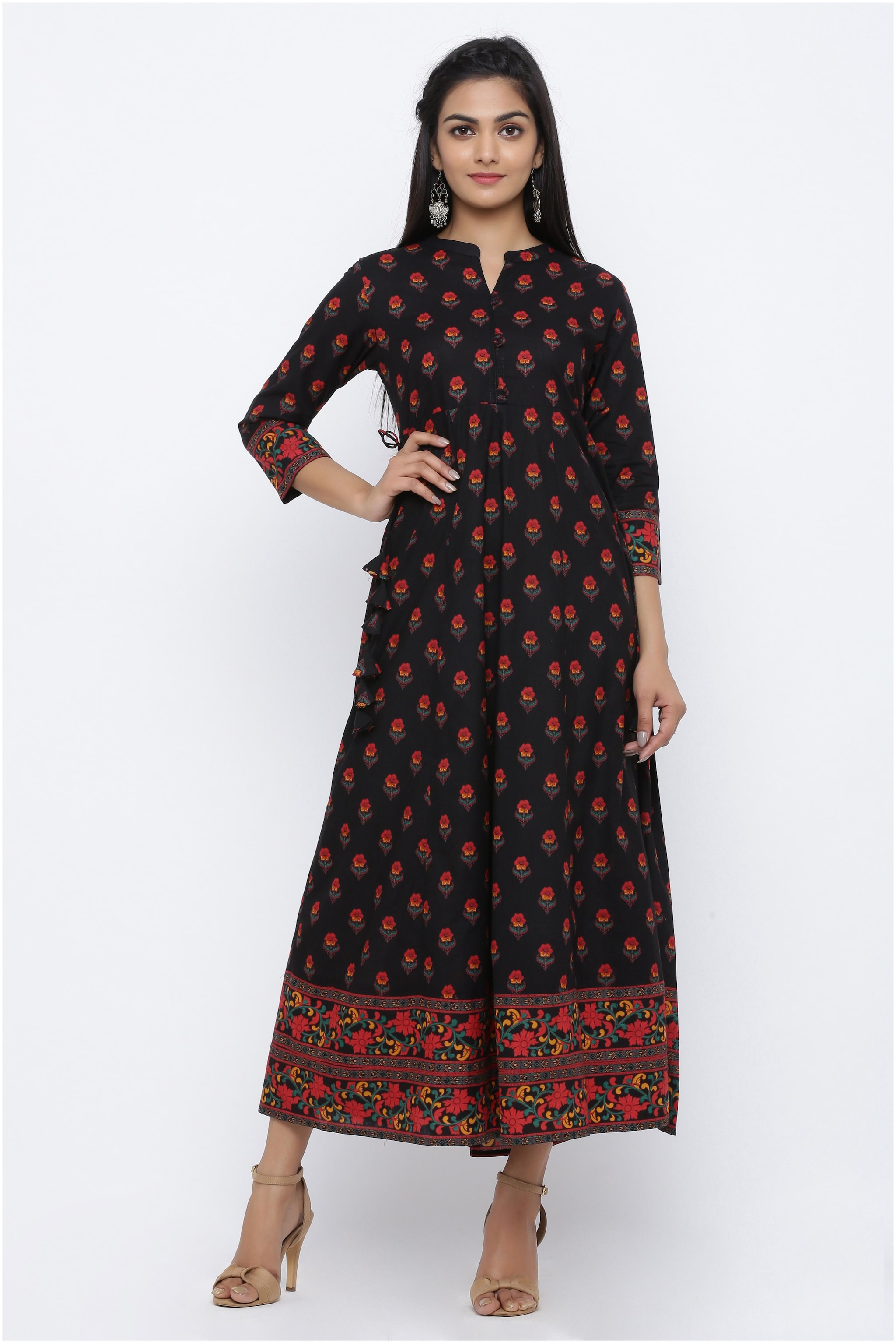 

KIPEK Women Black Floral Anarkali Kurta