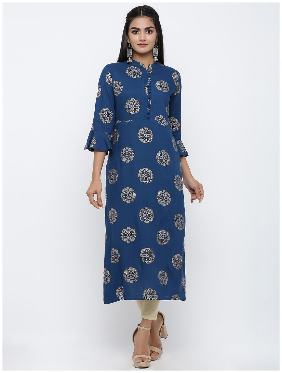 

KIPEK Women Blue Printed Straight Kurta