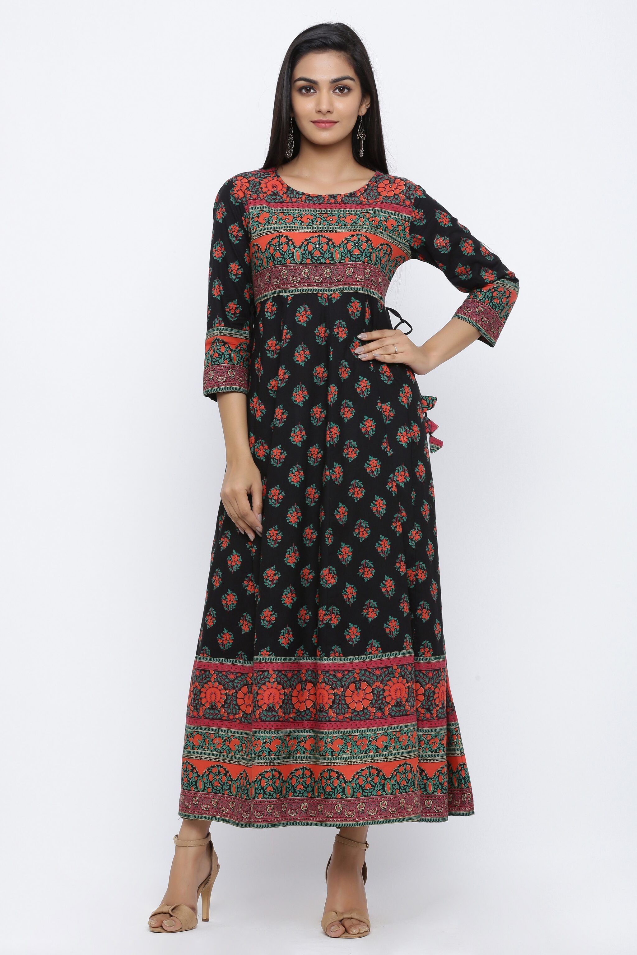 

KIPEK Women Black Printed Anarkali Kurta