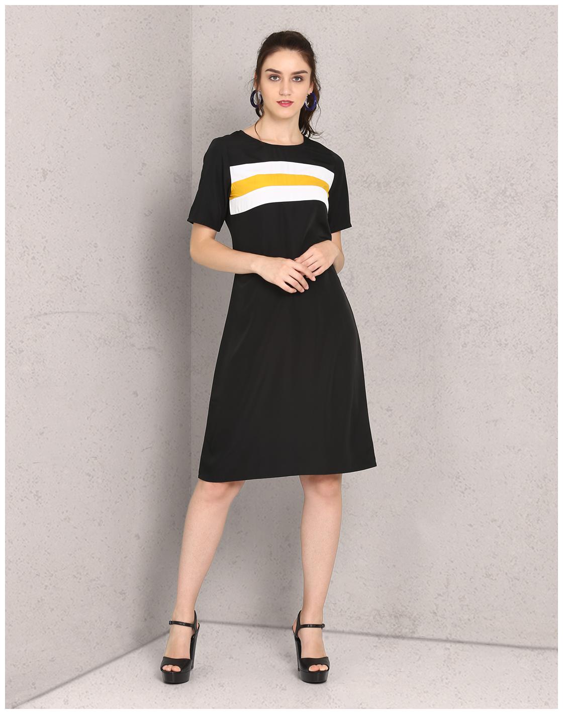 

Chrome Coral Black Solid A-line dress