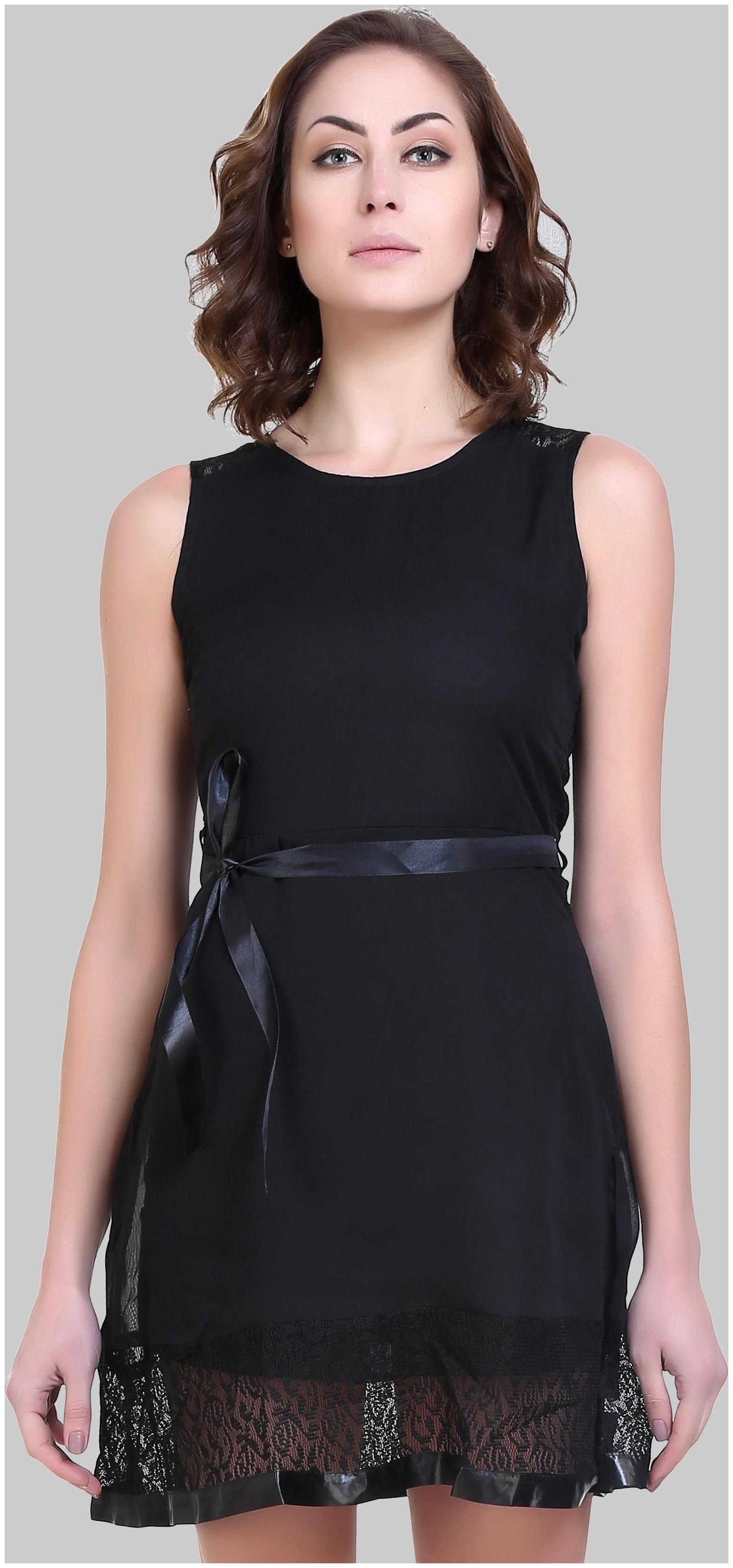 

Chrome Coral Black Solid Flared dress Blouson dress
