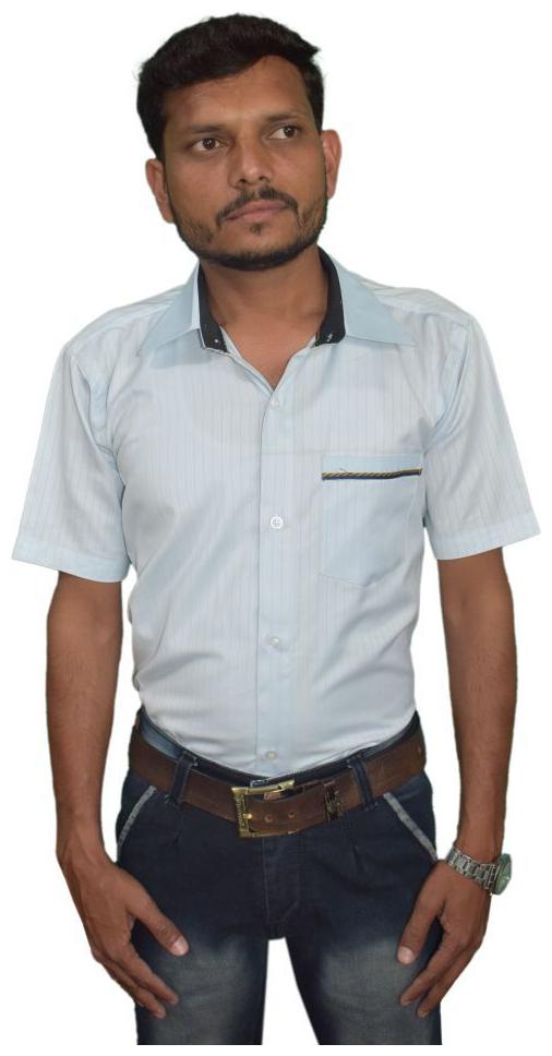 

KMP Fashion Men White Vertical Stripes Regular Fit Casual Shirt