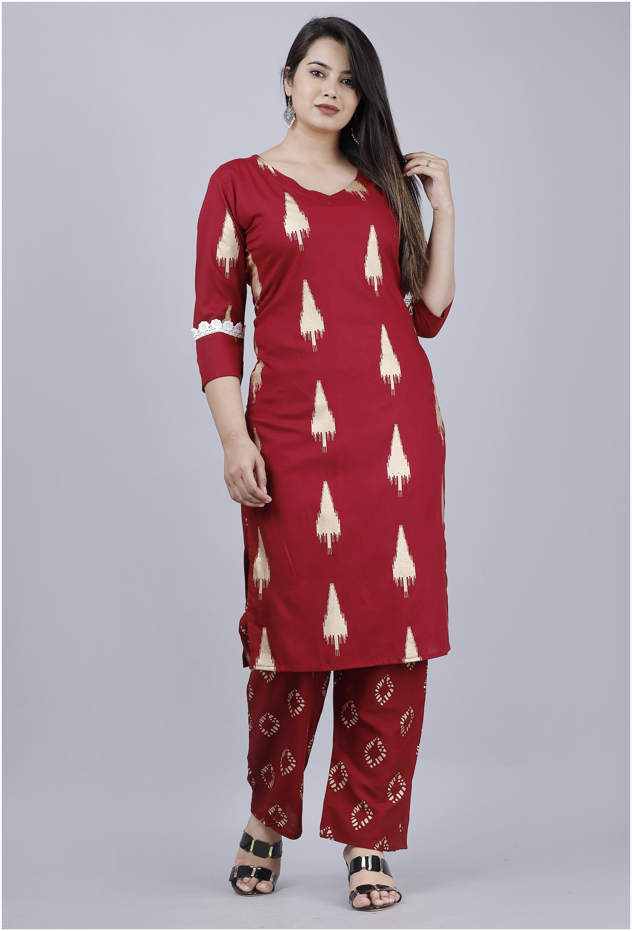 

Krati Creations Women Maroon Printed Straight Kurta With Pants