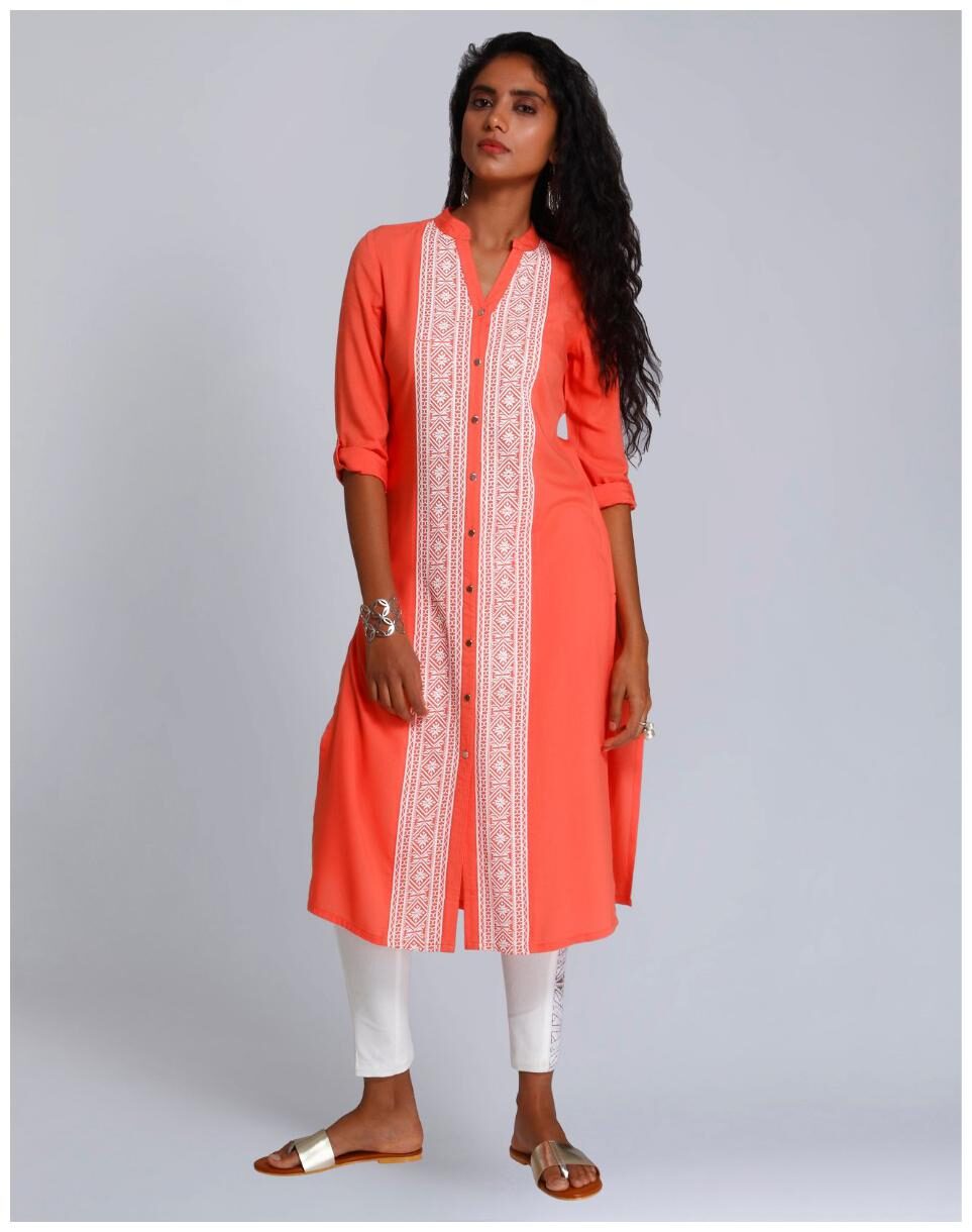 

Kurtas Kurtis Naari Viscose